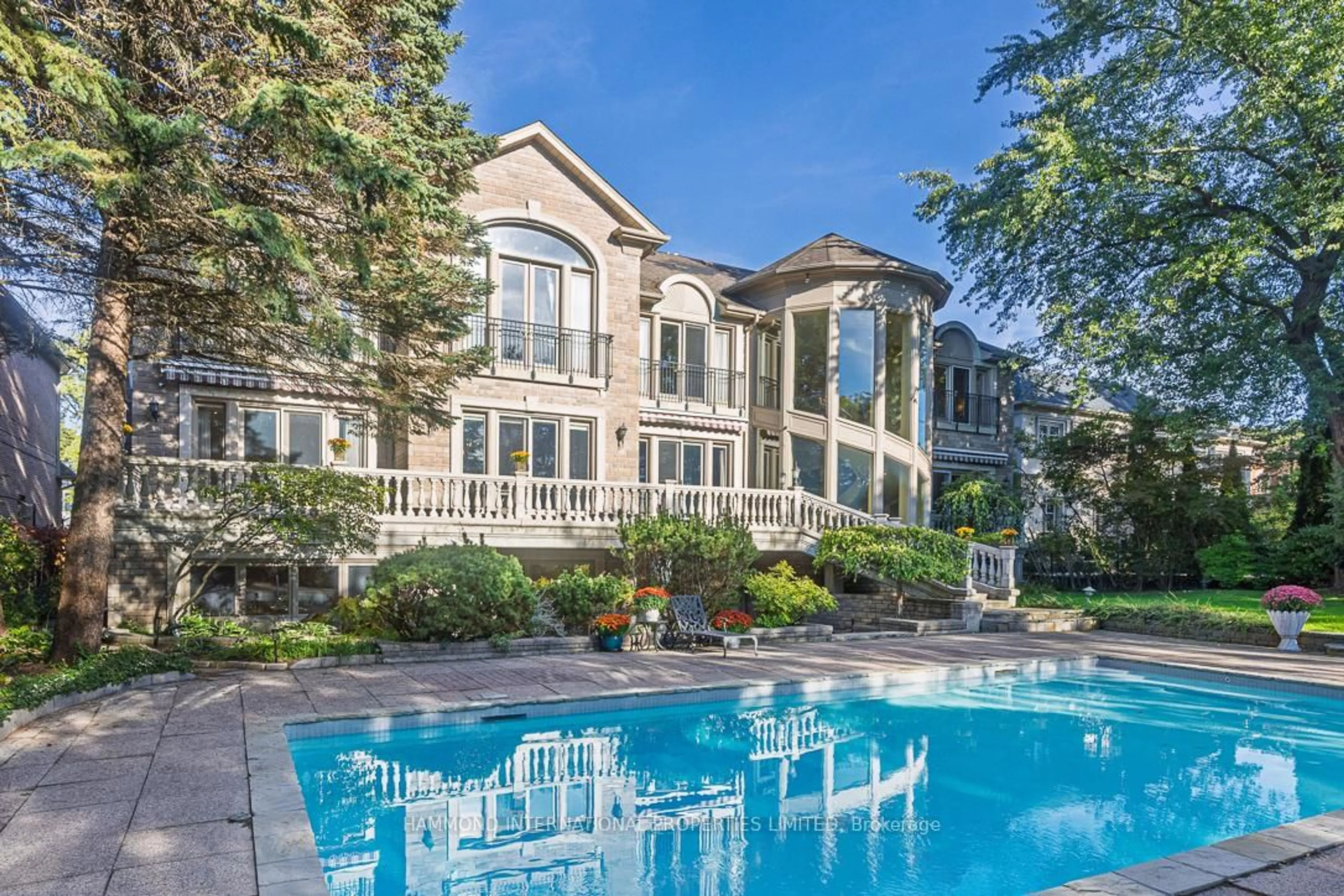 Pool for 32 Arjay Cres, Toronto Ontario M2L 1C7