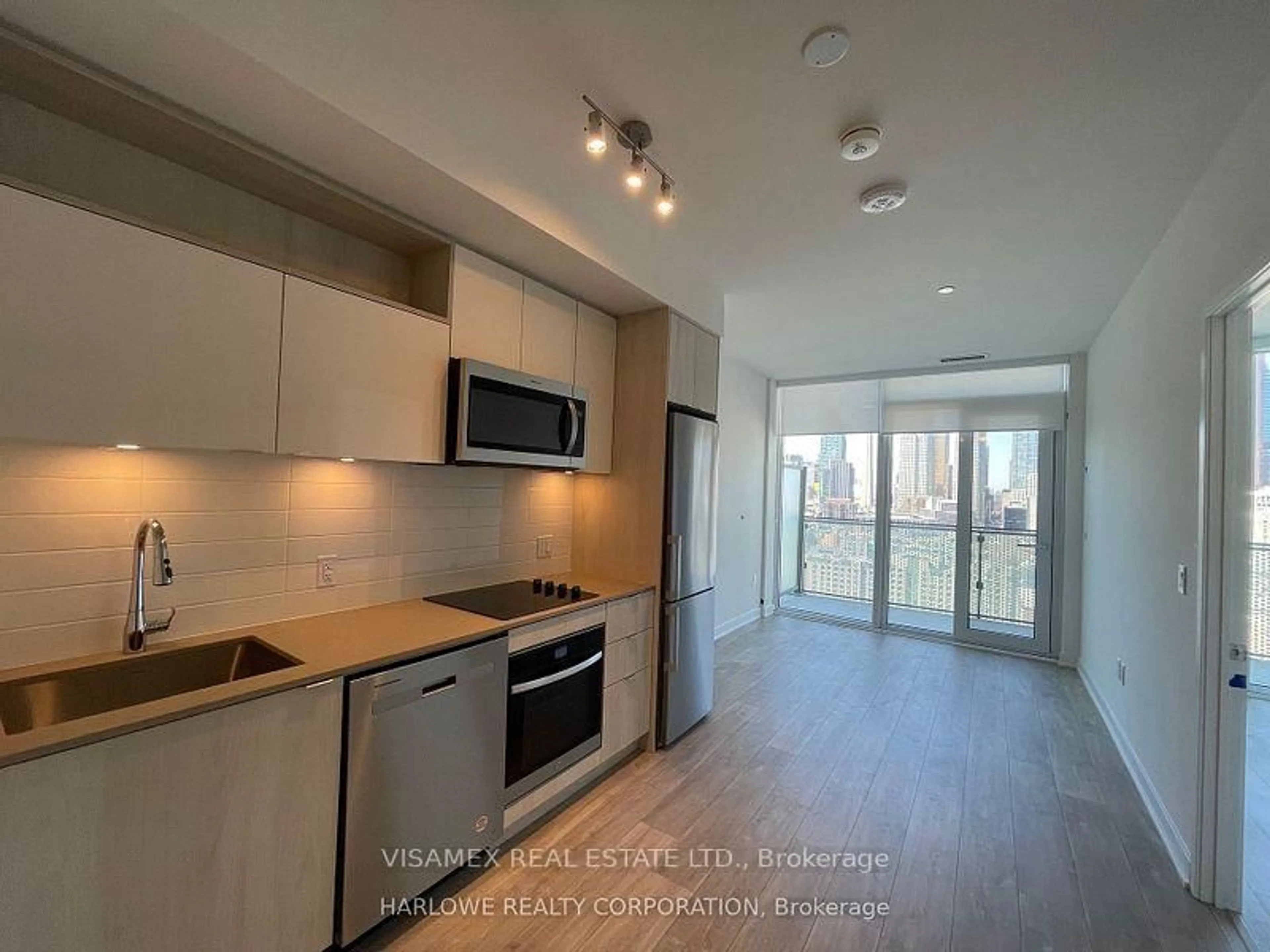 Open concept kitchen, unknown for 135 Lower Sherbourne St #1956, Toronto Ontario M5A 1Y4