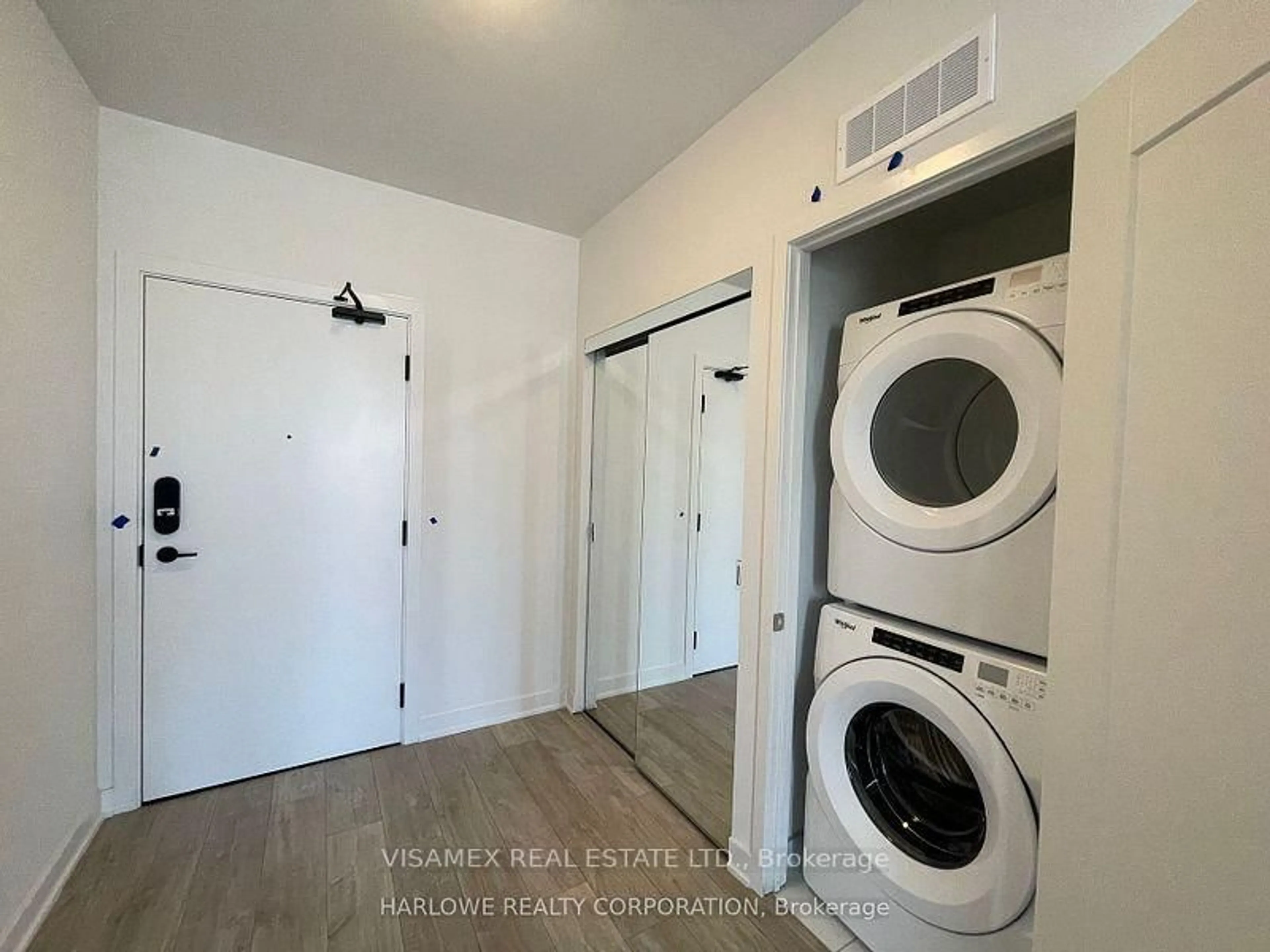 Laundry room for 135 Lower Sherbourne St #1956, Toronto Ontario M5A 1Y4