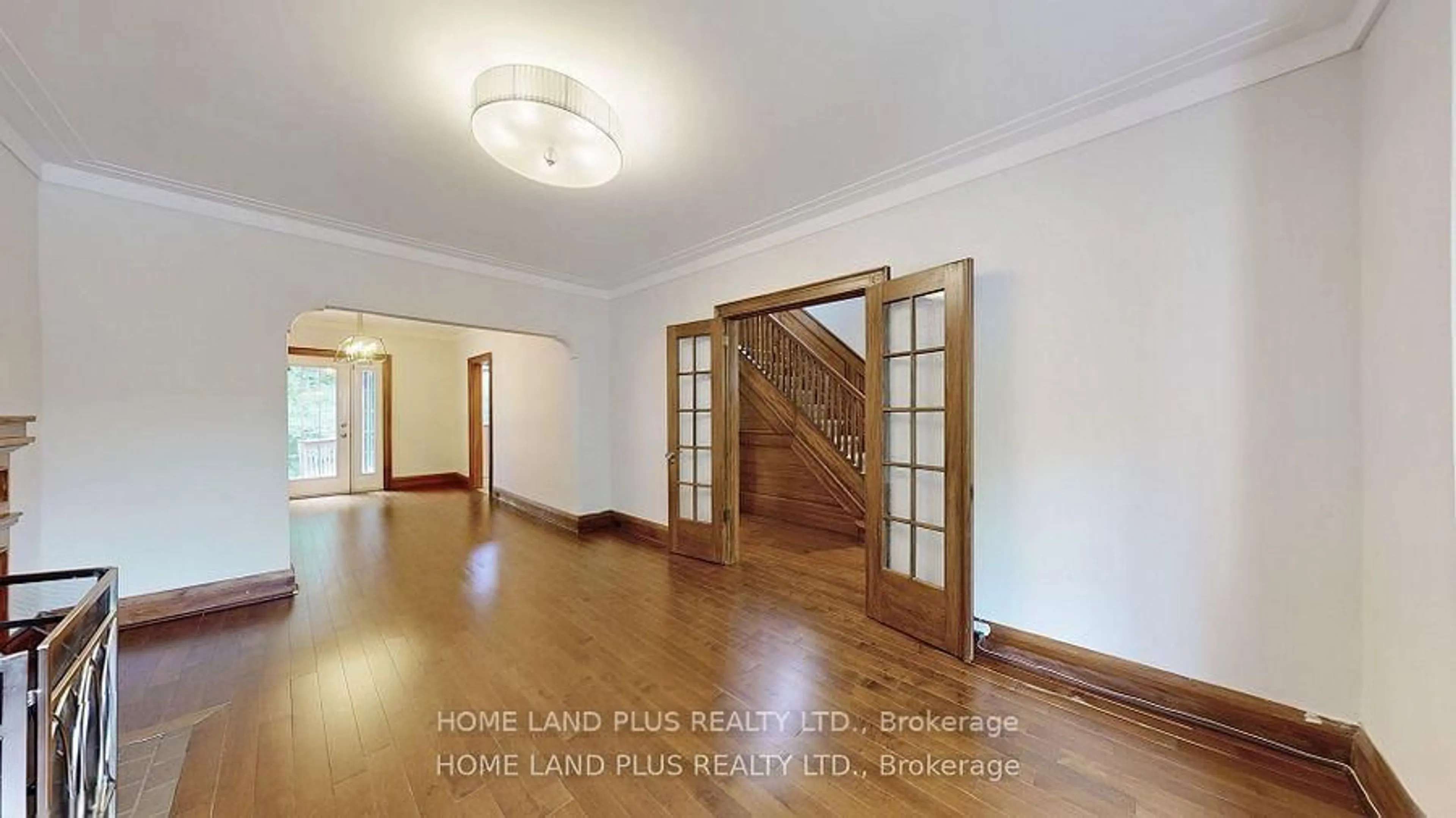 Indoor foyer for 97 Deloraine Ave, Toronto Ontario M5M 2B1