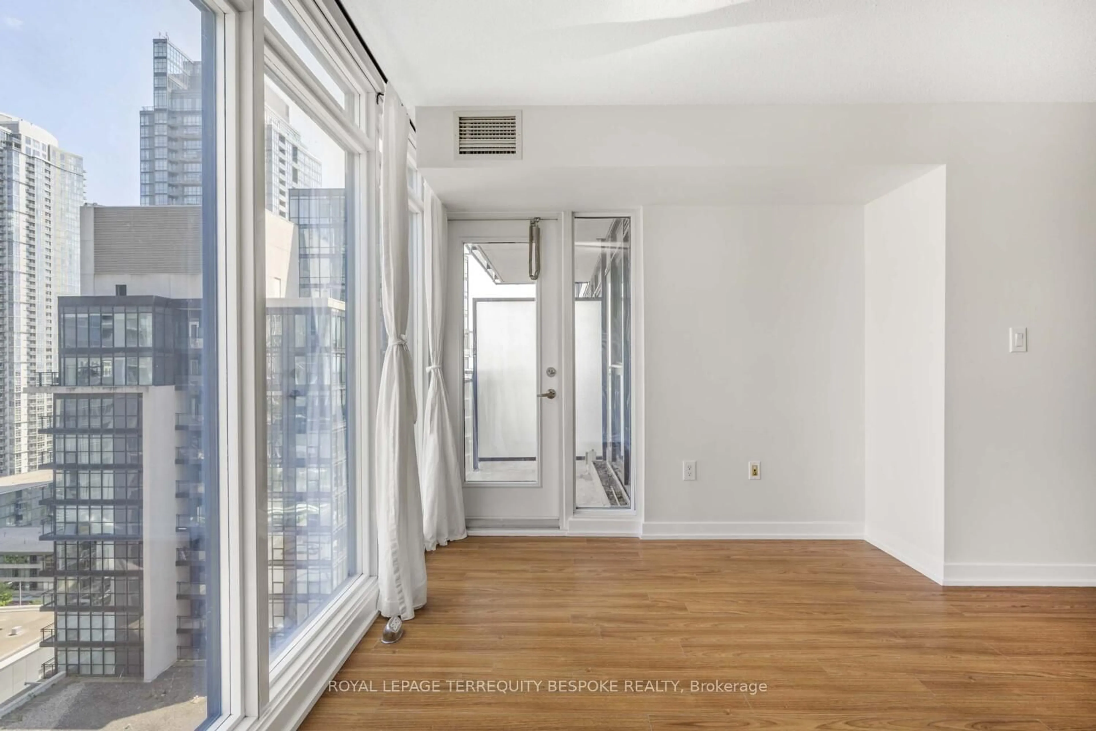 Unknown for 25 Capreol Crt #2102, Toronto Ontario M5V 3Z7