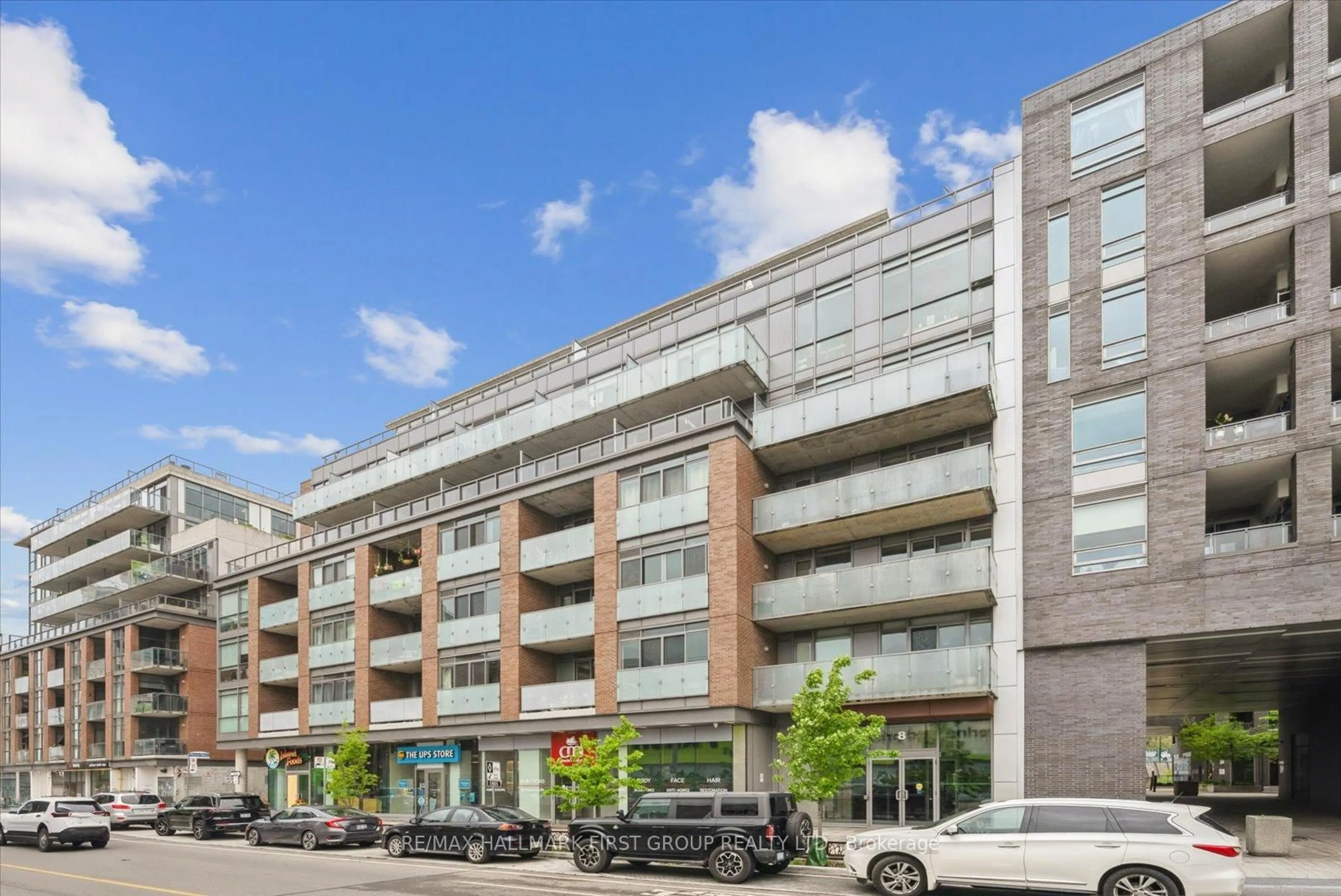 Unknown for 8 Gladstone Ave #602, Toronto Ontario M6J 0B3