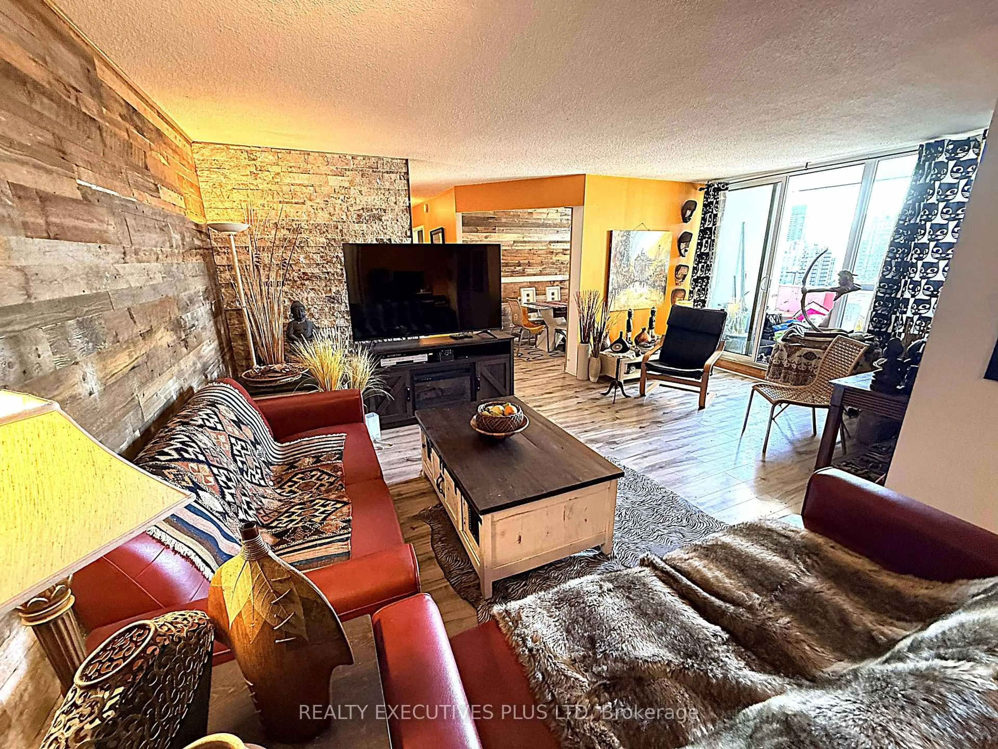 Living room with furniture, unknown for 5 Old Sheppard Ave #1610, Toronto Ontario M2J 4K3