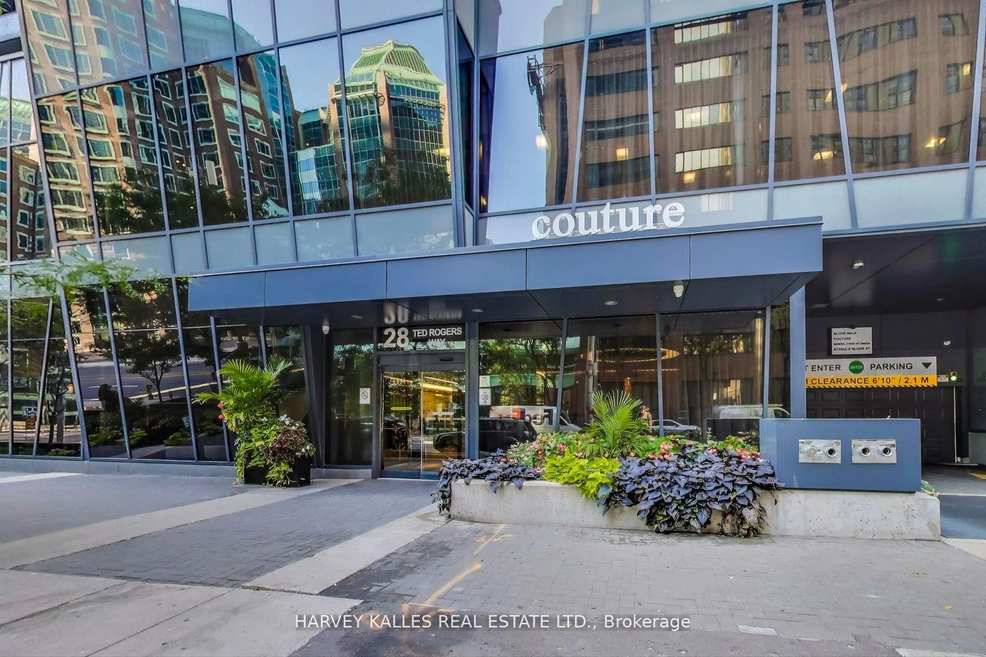 Lobby for 28 Ted Rogers Way #3609, Toronto Ontario M4Y 2J4