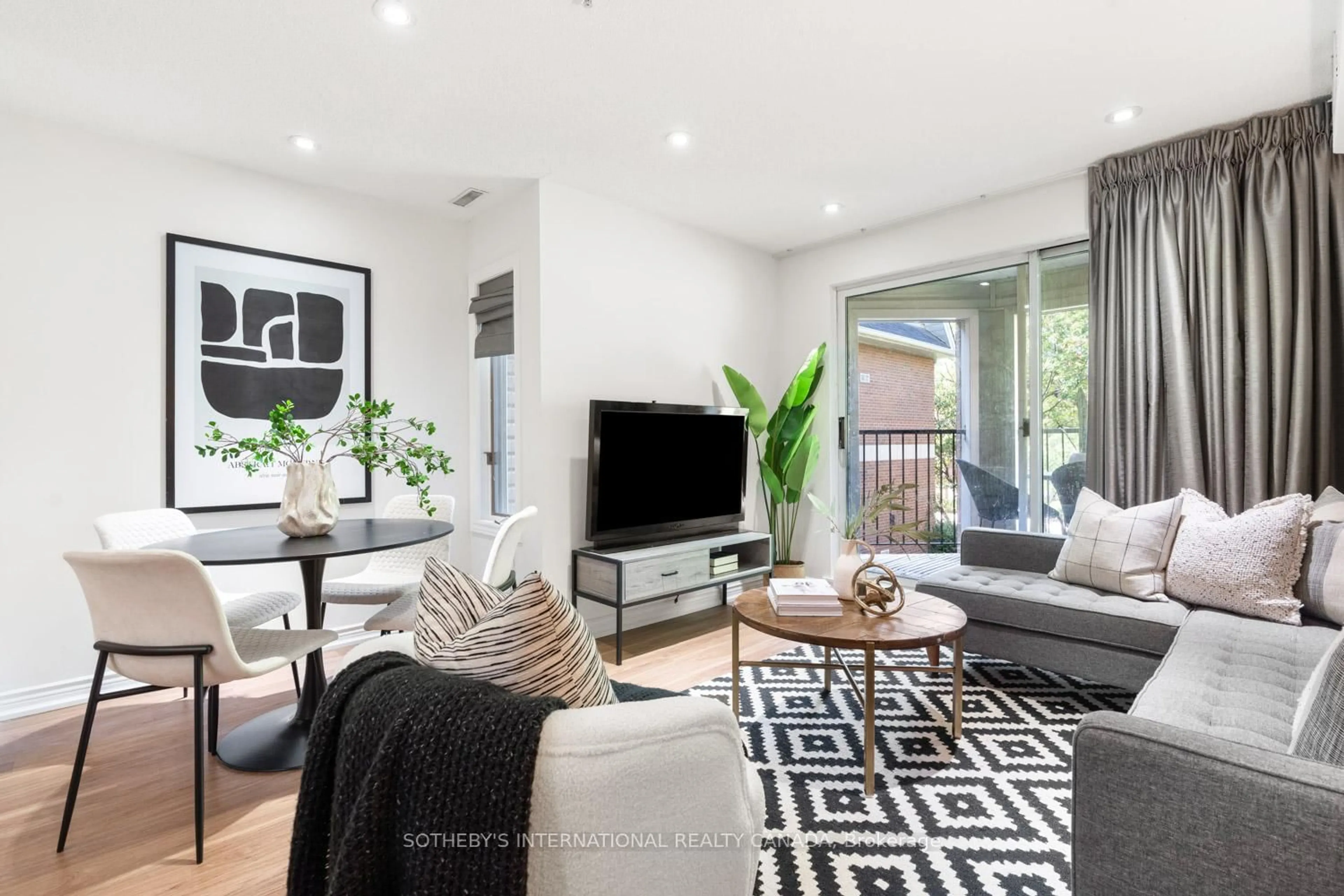 Living room with furniture, unknown for 217 St. George St #6, Toronto Ontario M5R 3S7