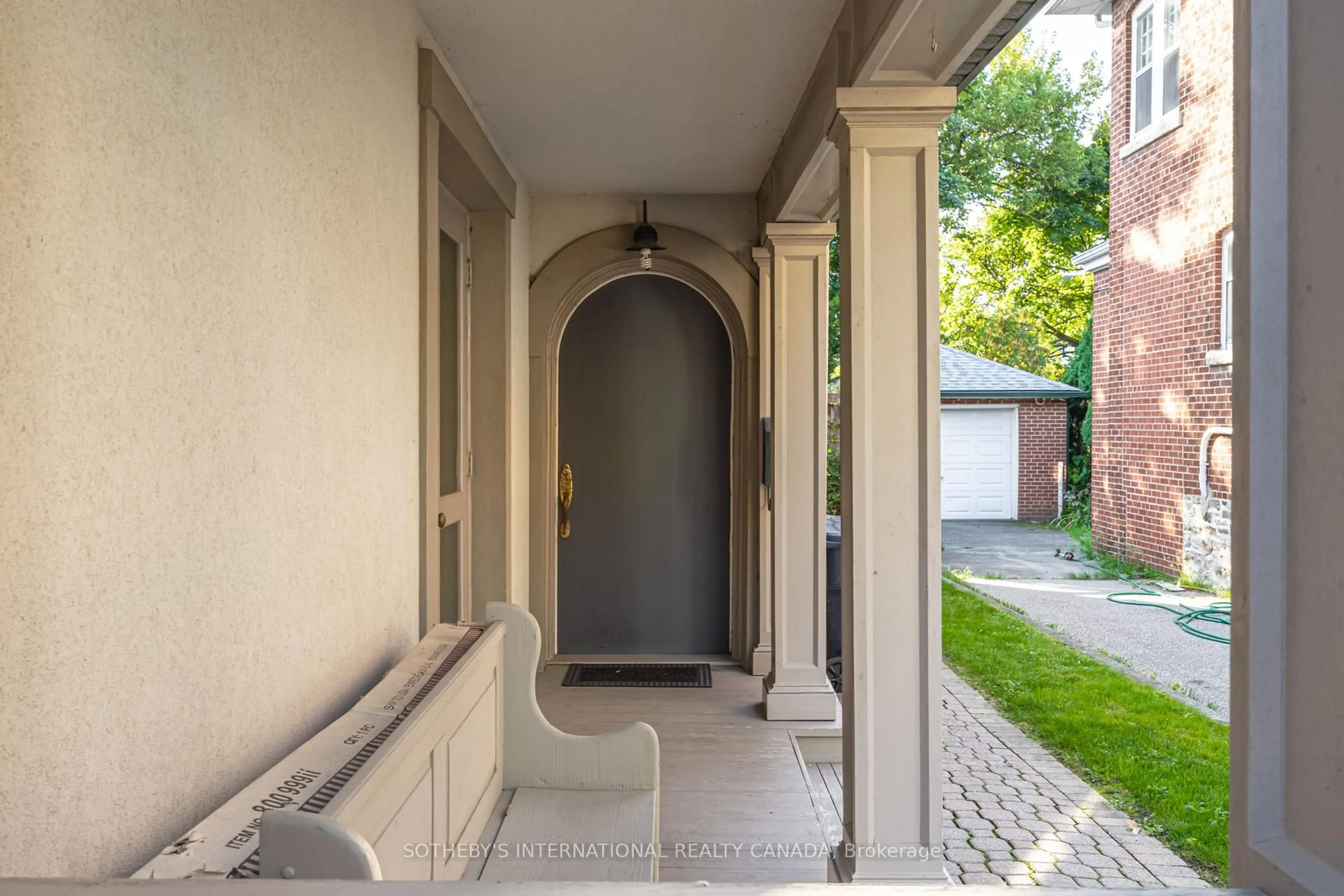 Indoor entryway for 65 St Germain Ave, Toronto Ontario M5M 1V9