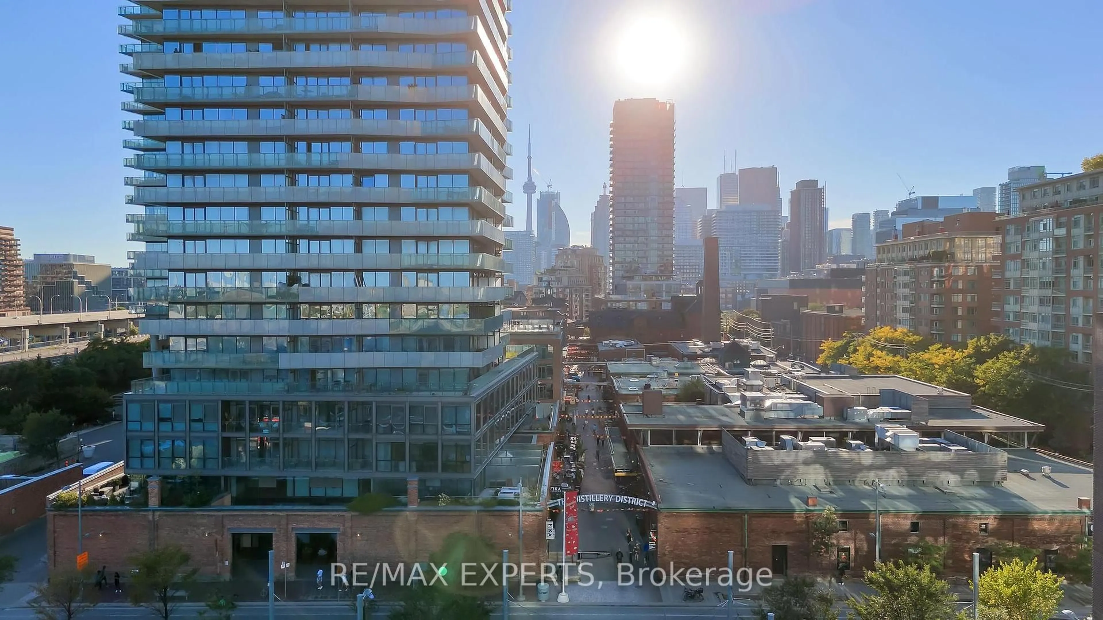 Unknown for 390 Cherry St #302, Toronto Ontario M5A 3L7
