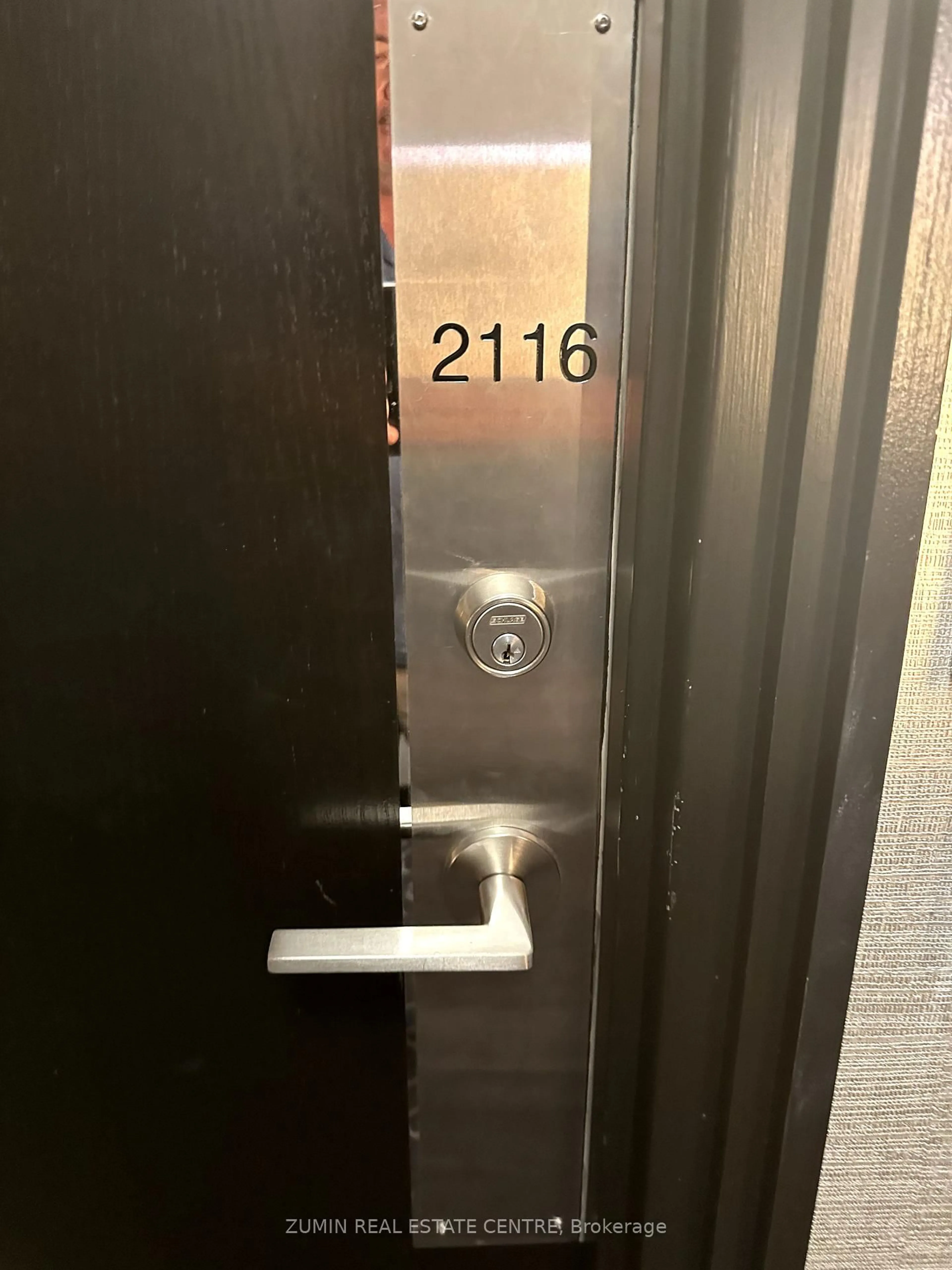 A pic of a room for 8 Park Rd #2116, Toronto Ontario M4W 3S5