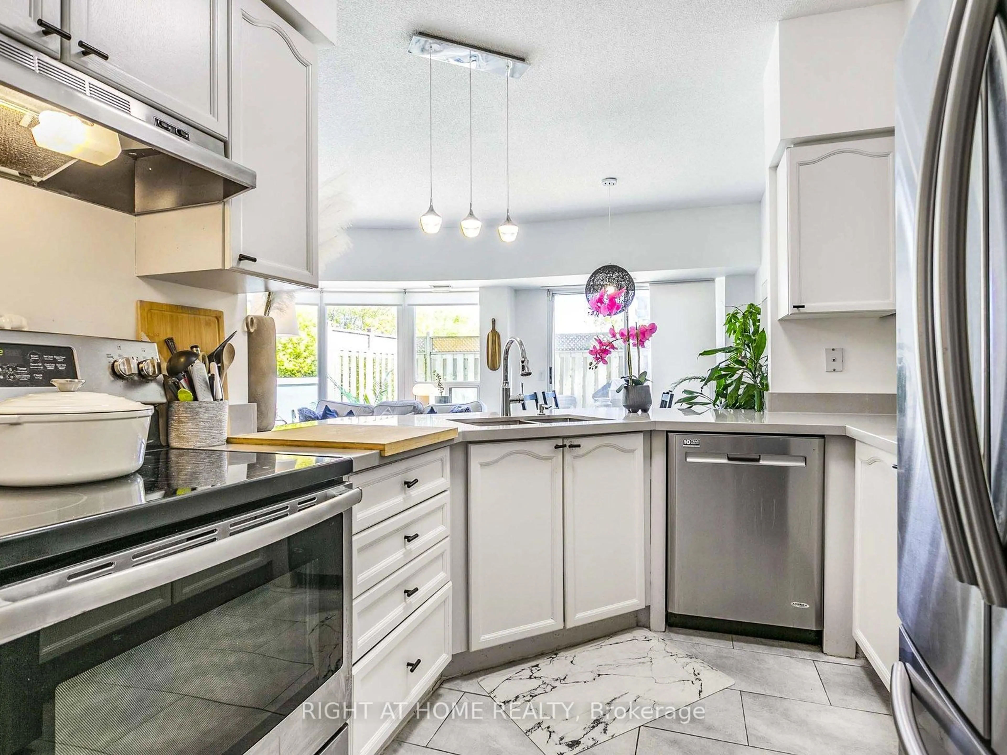 Contemporary kitchen, ceramic/tile floor for 890 Sheppard Ave #103, Toronto Ontario M3H 6B9