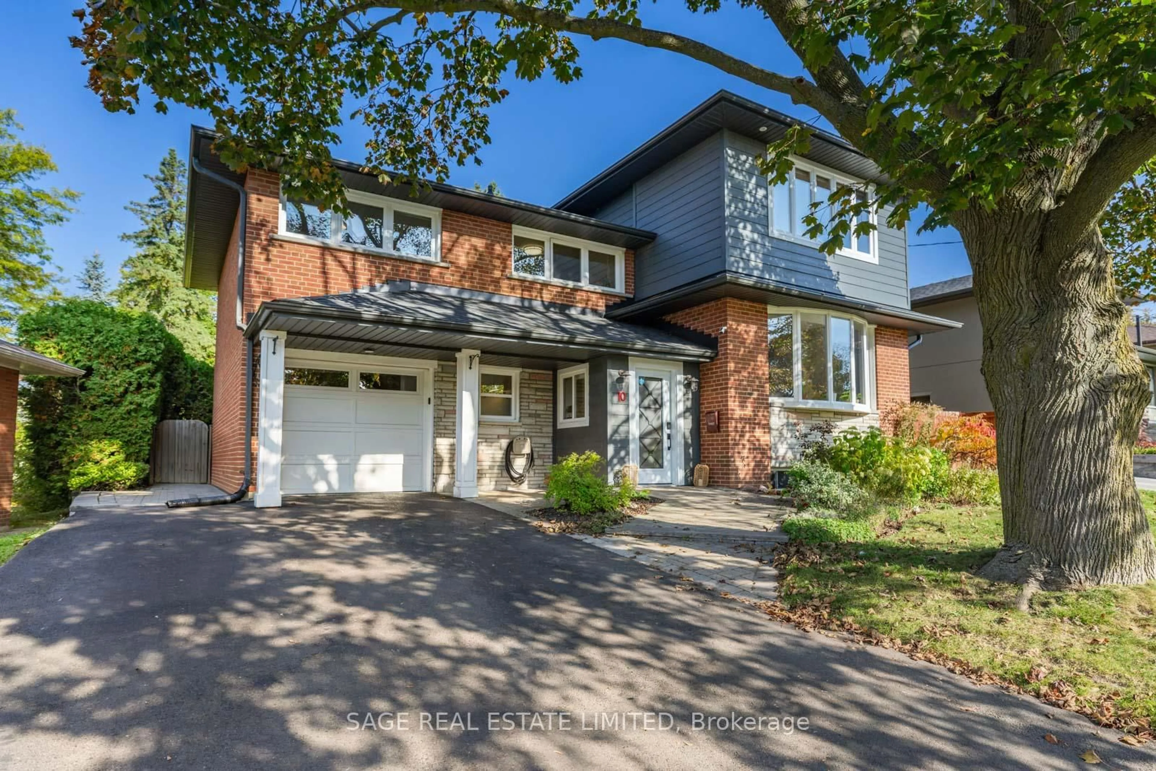 Home with brick exterior material, street for 10 Lionel Heights Cres, Toronto Ontario M3A 1L9