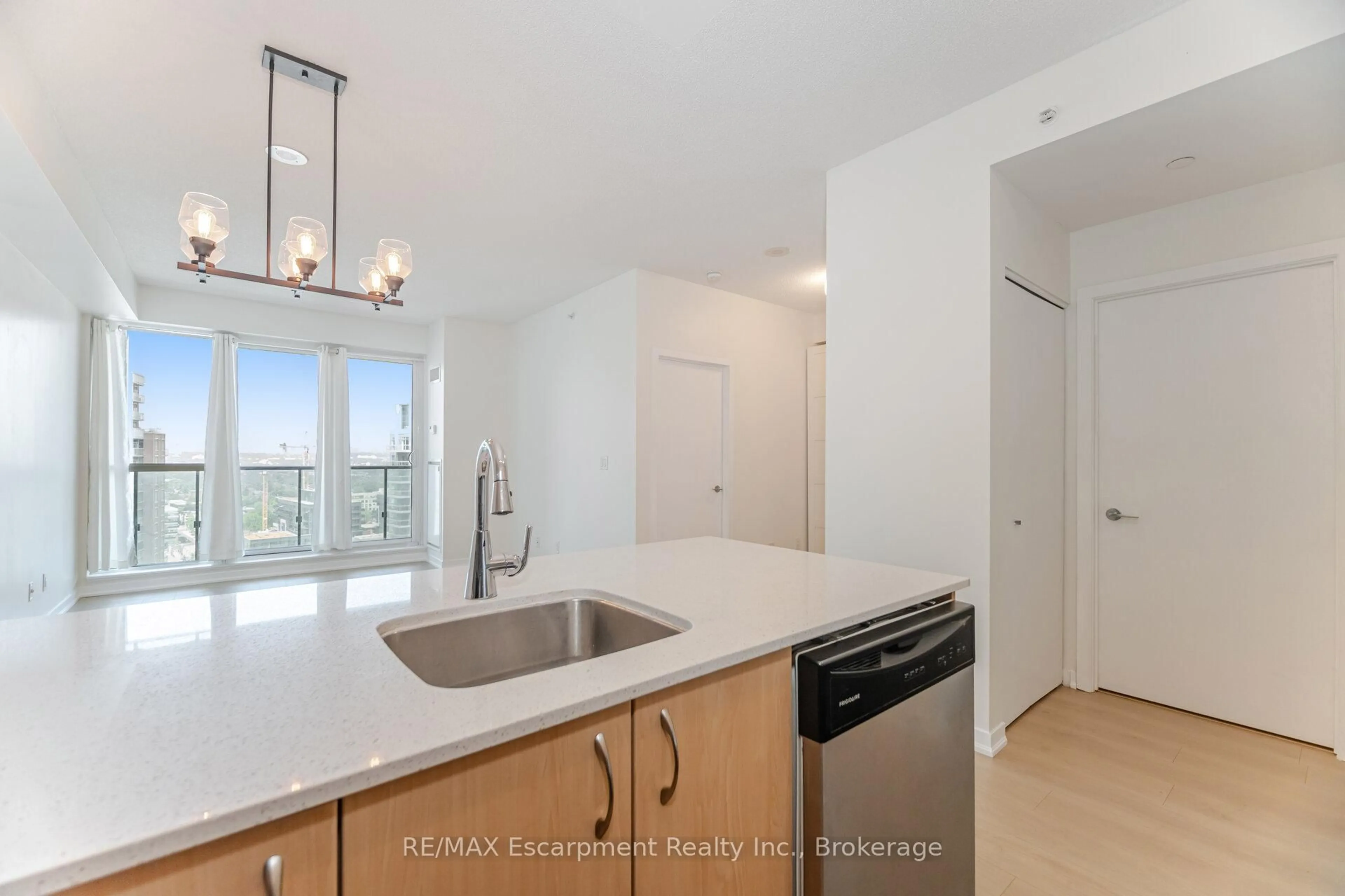 Standard kitchen, unknown for 150 East Liberty St #2301, Toronto Ontario M6K 3R5