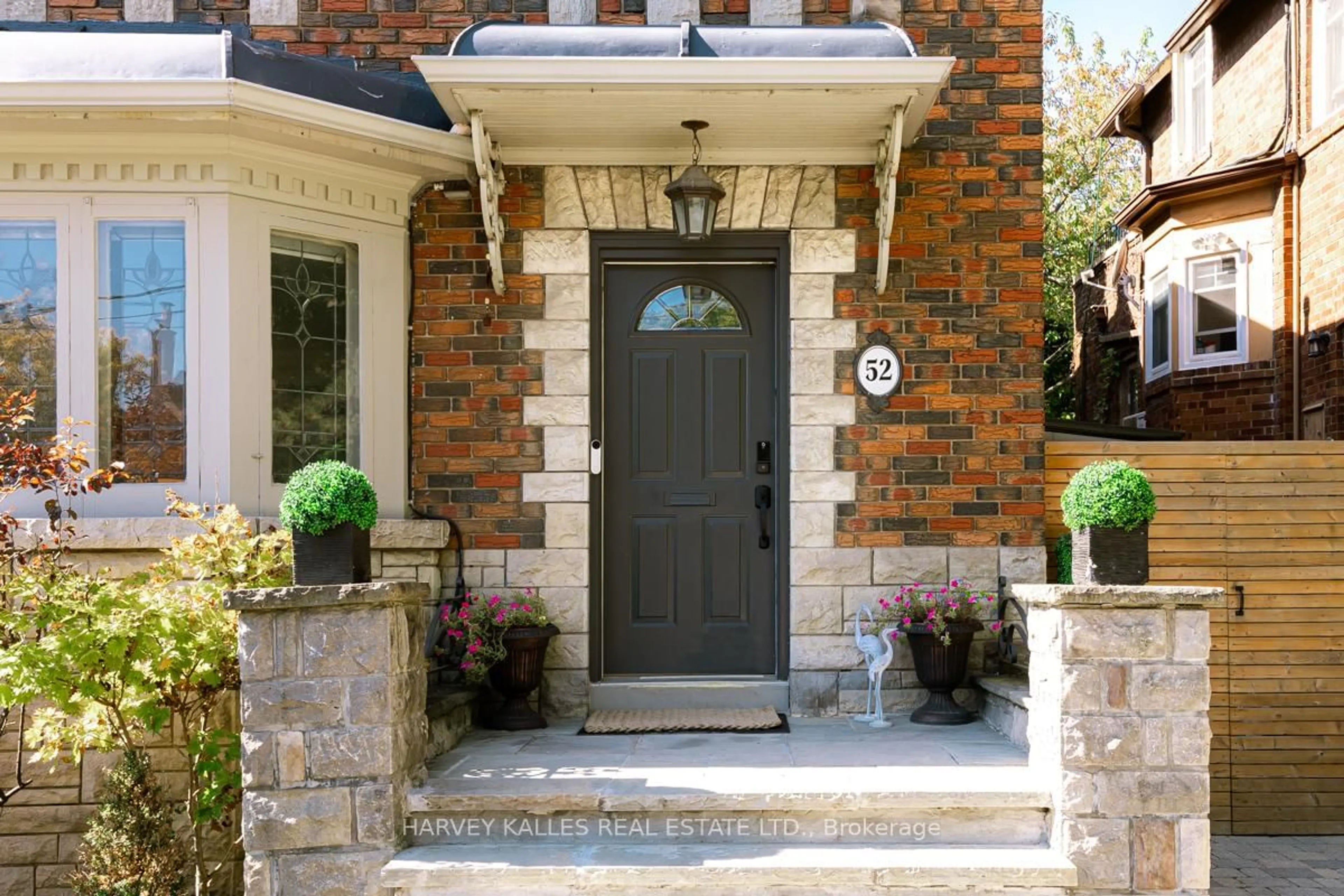Unknown for 52 Castle Knock Rd, Toronto Ontario M5N 1H3