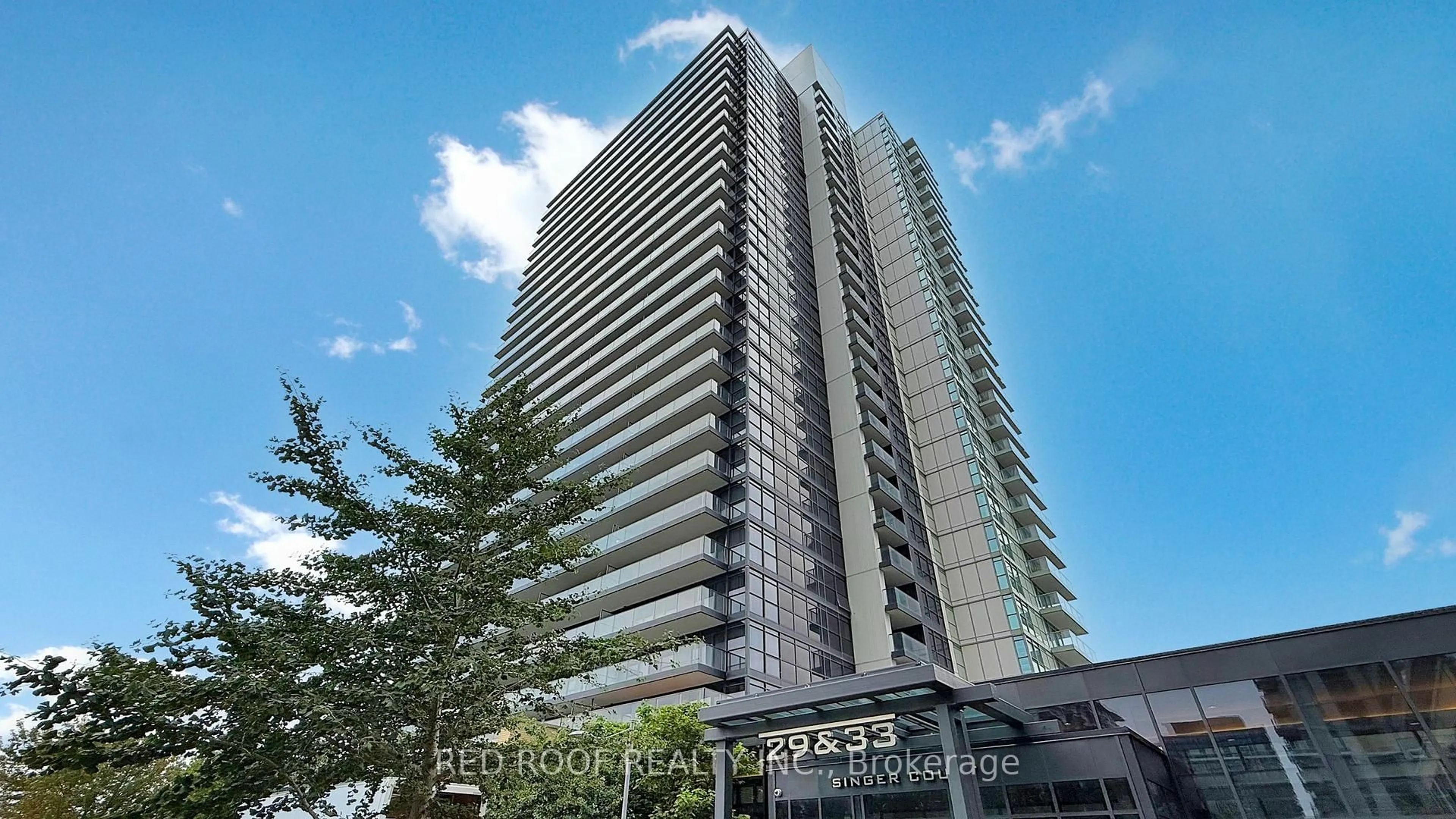 Indoor foyer for 33 Singer Crt #711, Toronto Ontario M2K 0B4