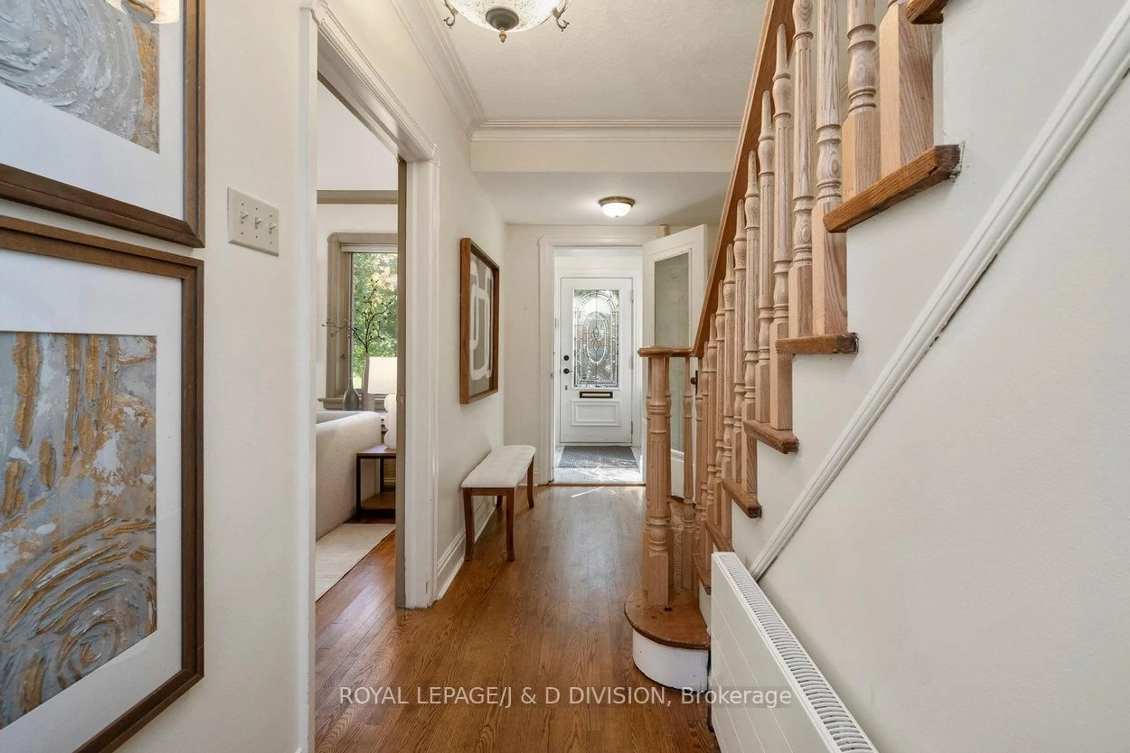 Indoor entryway for 253 Old Forest Hill, Toronto Ontario M6C 2H5