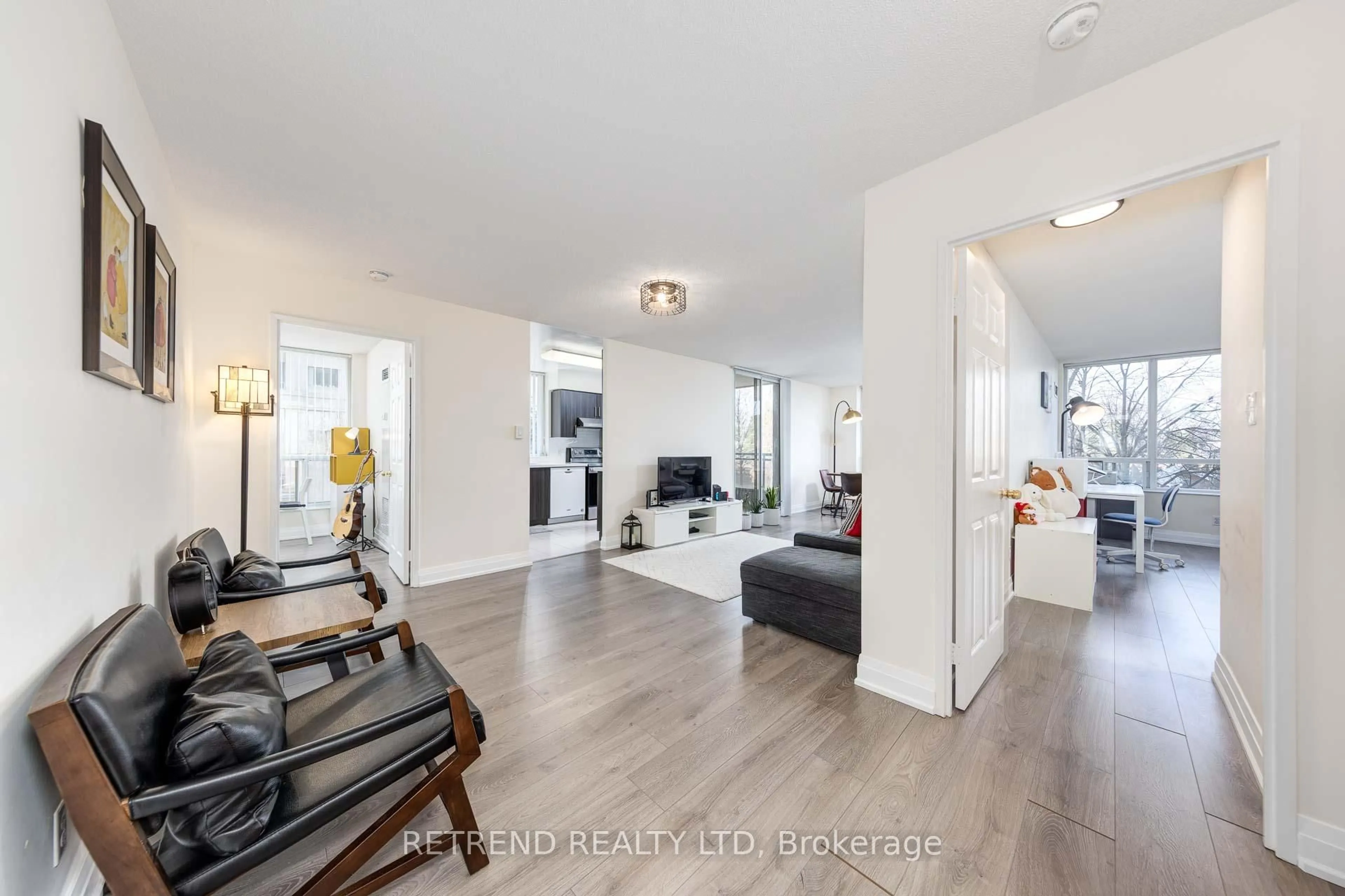 Unknown for 256 Doris Ave #305, Toronto Ontario M2N 6X8