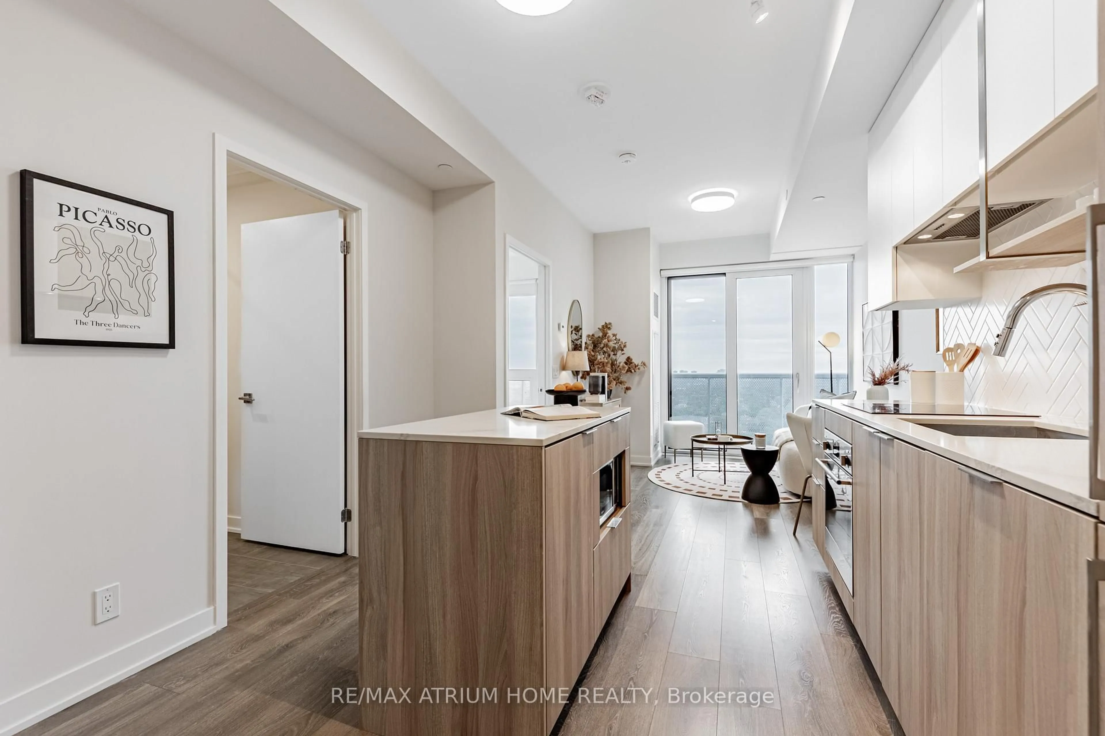 Indoor entryway for 15 Holmes Ave #2509, Toronto Ontario M2N 0L4