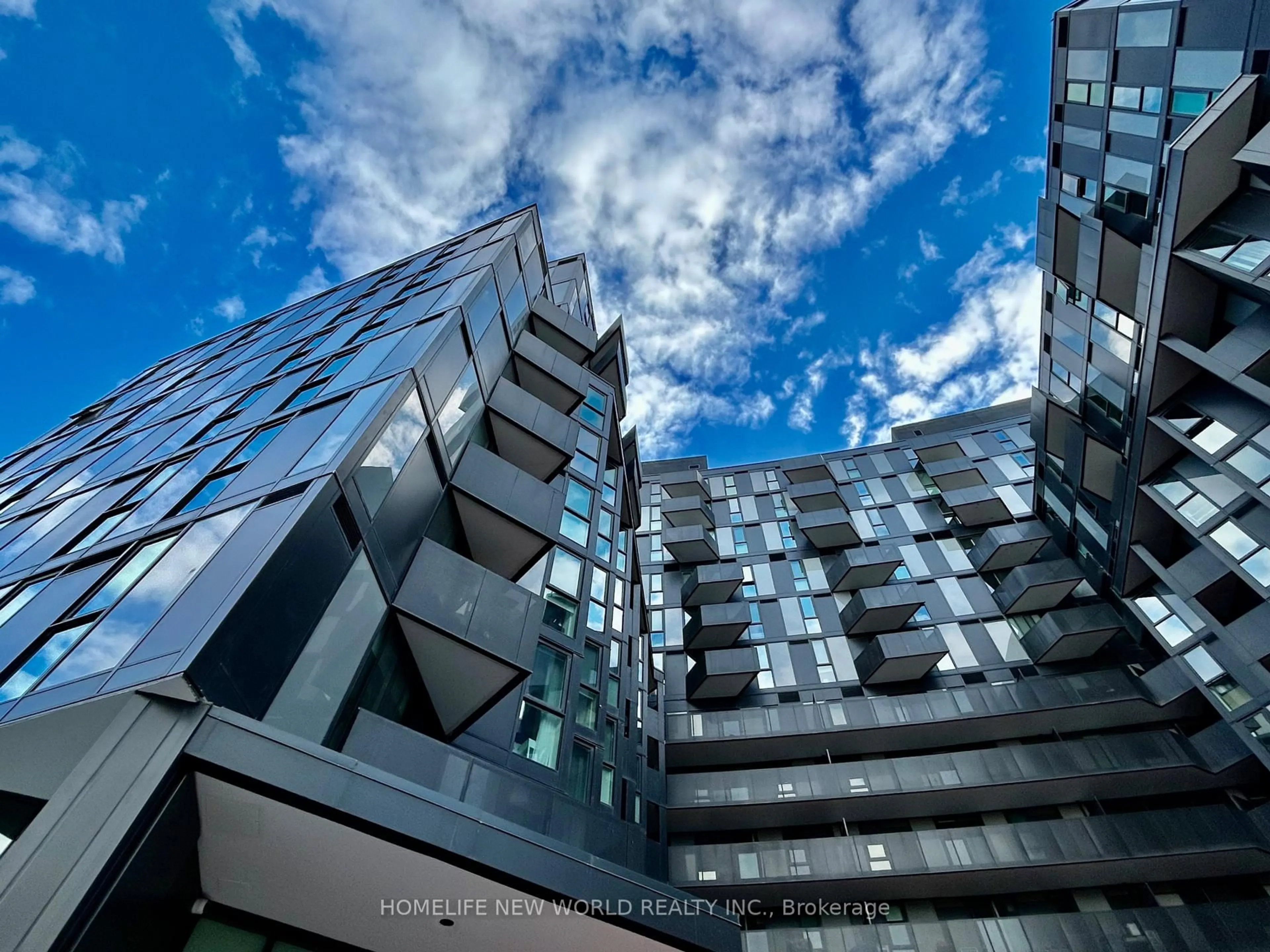 Unknown for 30 Tretti Way #611, Toronto Ontario M3H 0E3