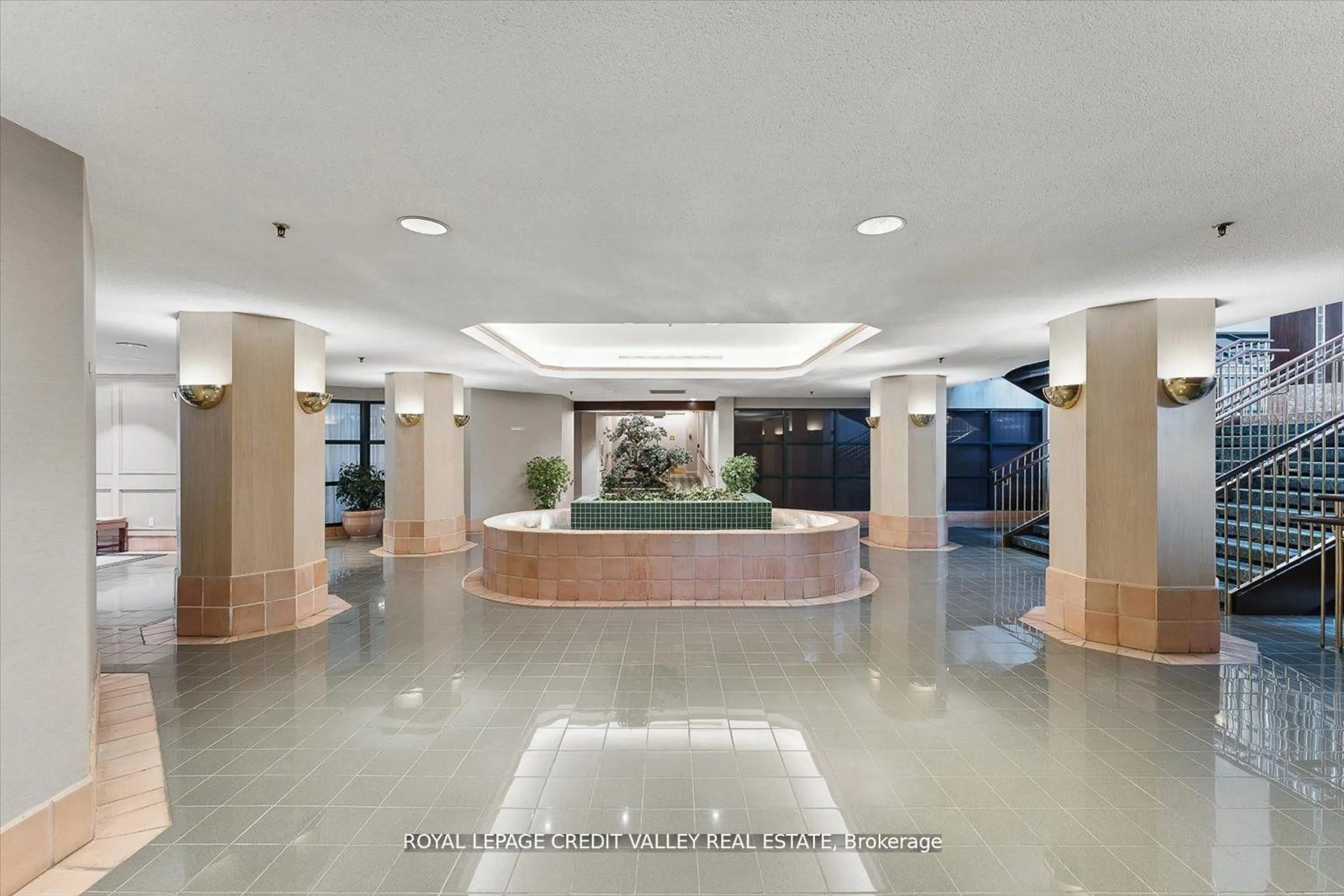 Lobby for 1200 Don Mills Rd #507, Toronto Ontario M3B 3N8