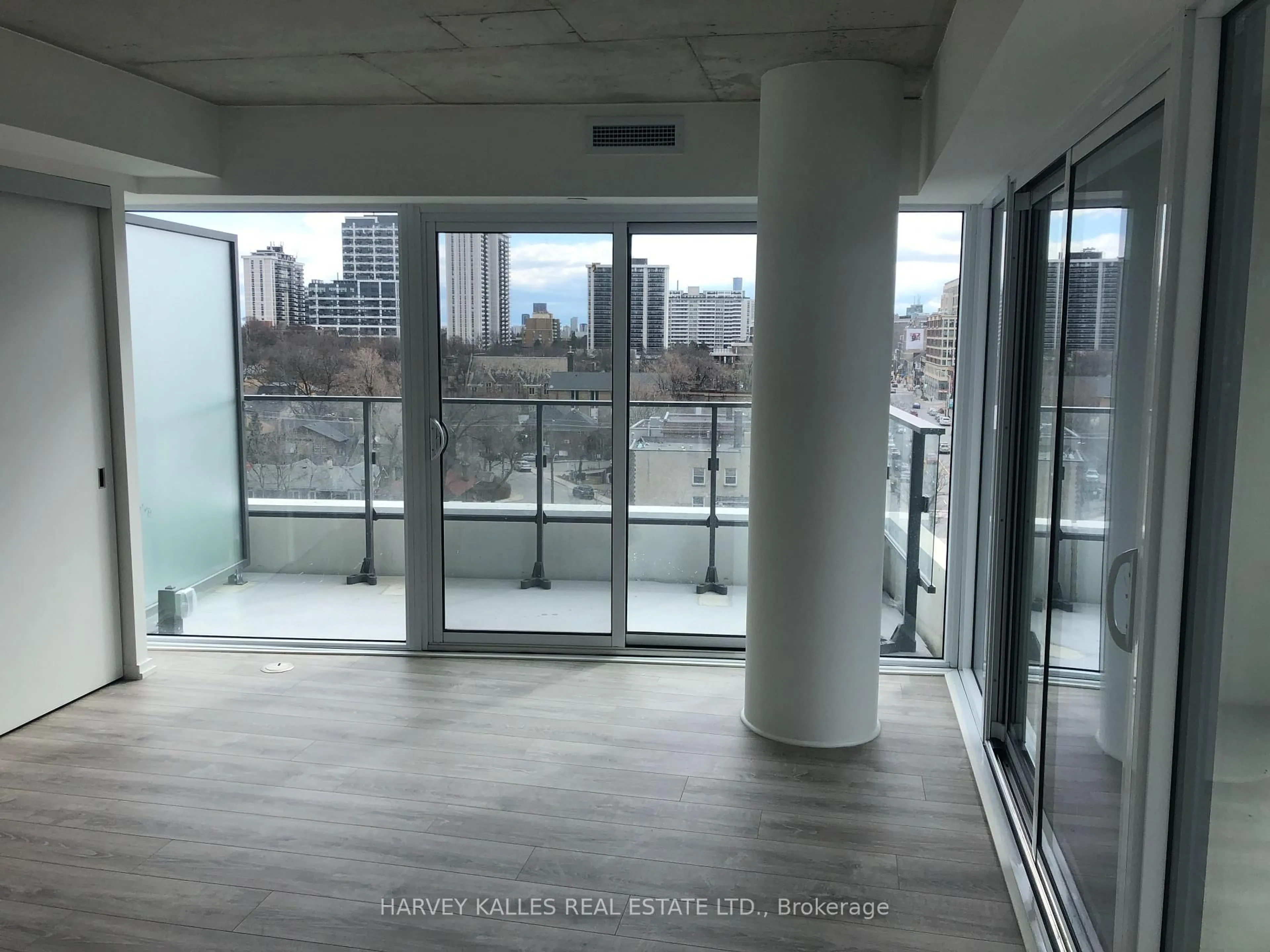 Unknown for 8 Hillsdale Ave #827, Toronto Ontario M4S 0B1
