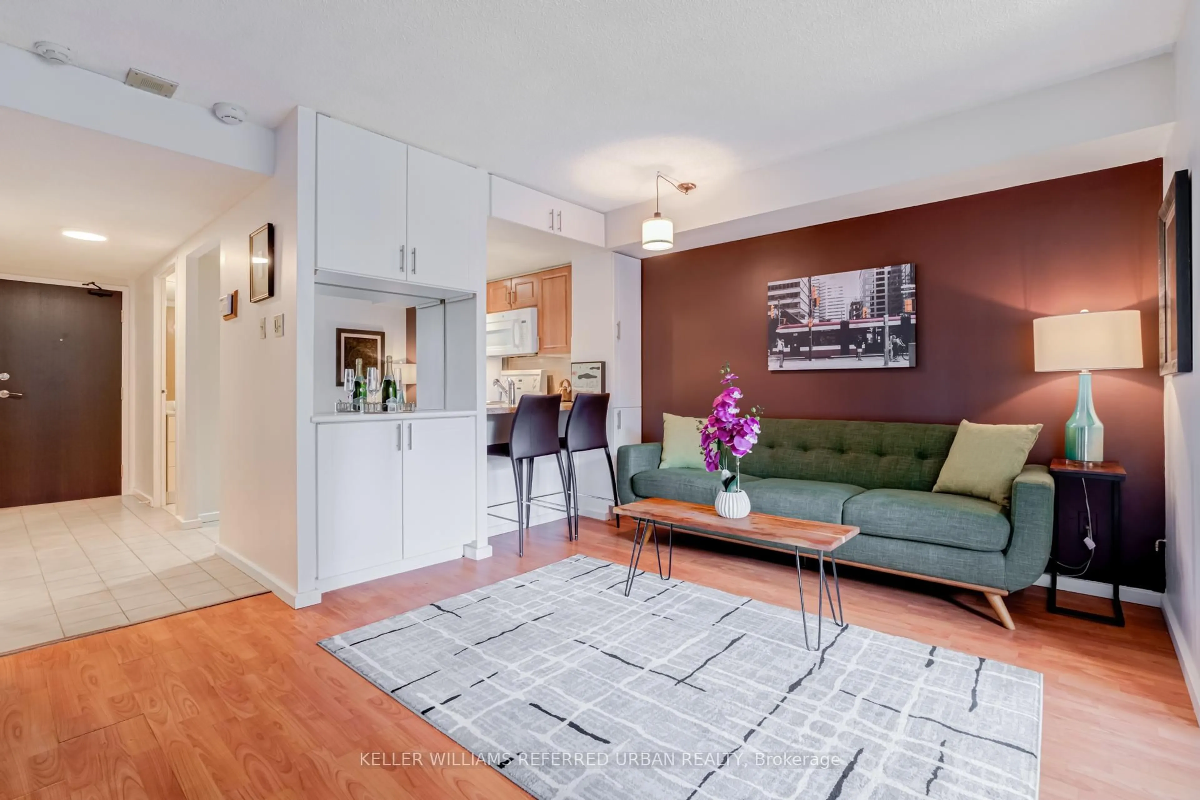 Living room with furniture, unknown for 60 Homewood Ave #332, Toronto Ontario M4Y 2X4