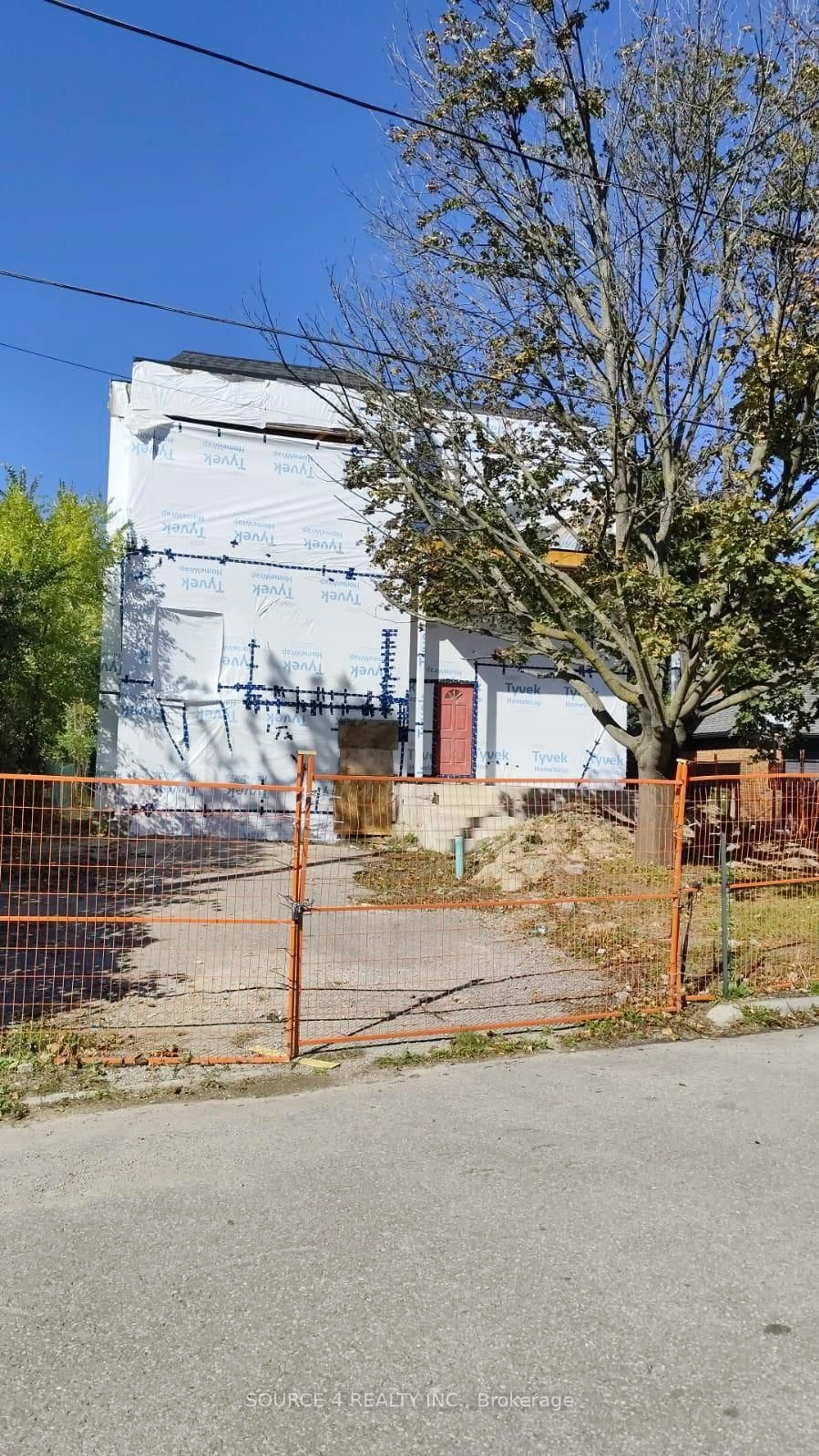 Unknown for 30 Irvington Cres, Toronto Ontario M2N 2Z1