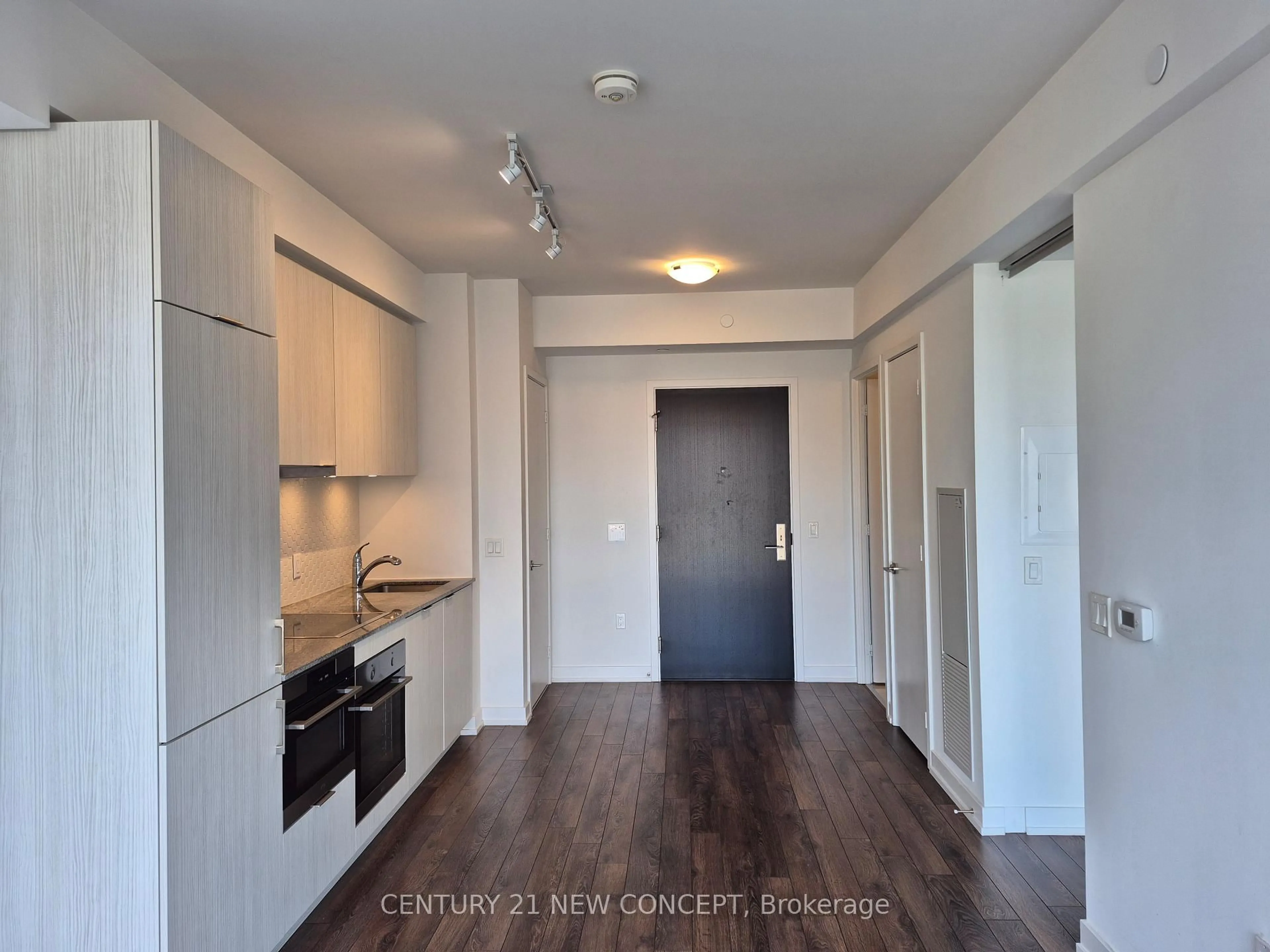 Unknown for 158 Front St #1205, Toronto Ontario M5A 1E5