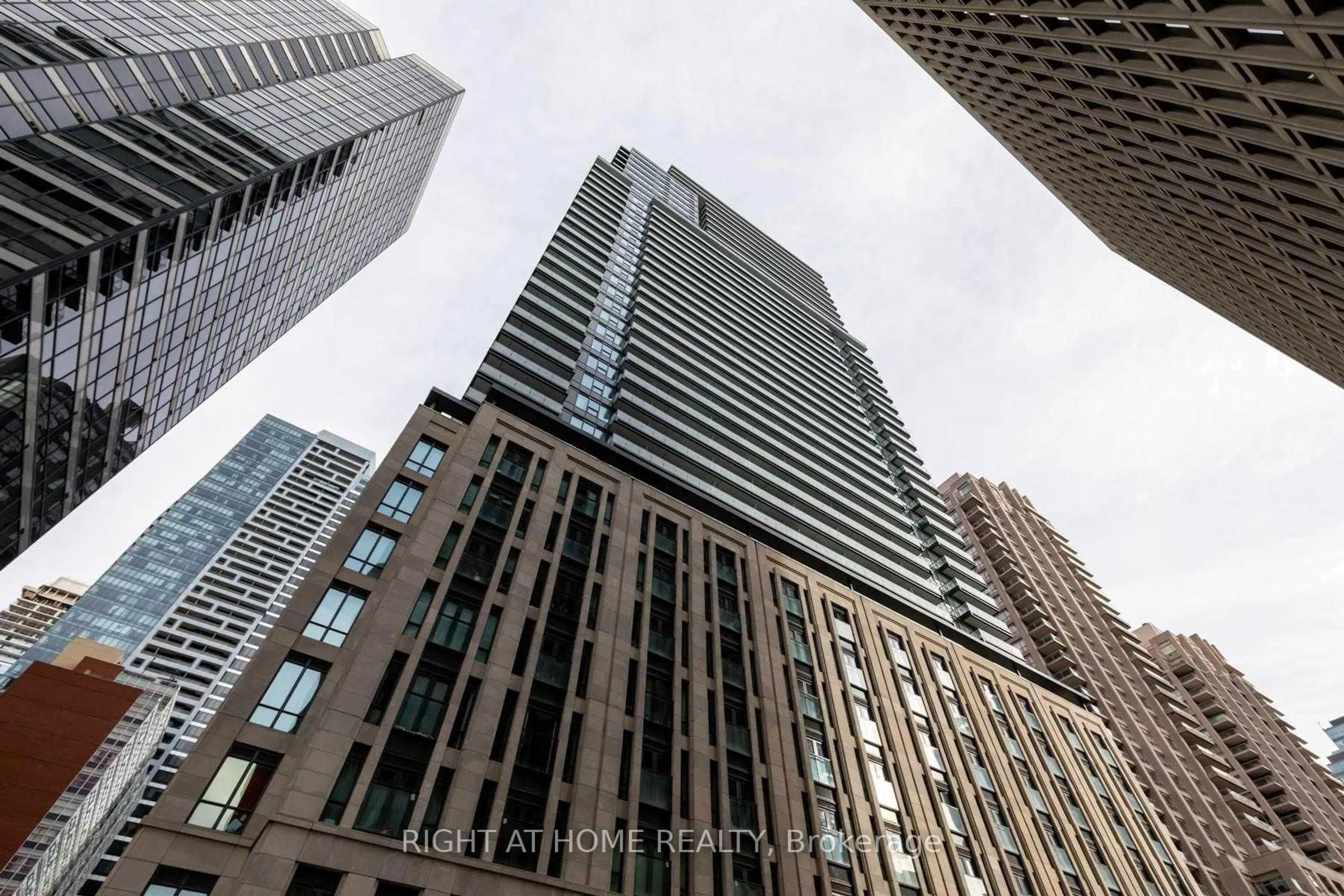 Unknown for 955 Bay St #1518, Toronto Ontario M5S 0C6