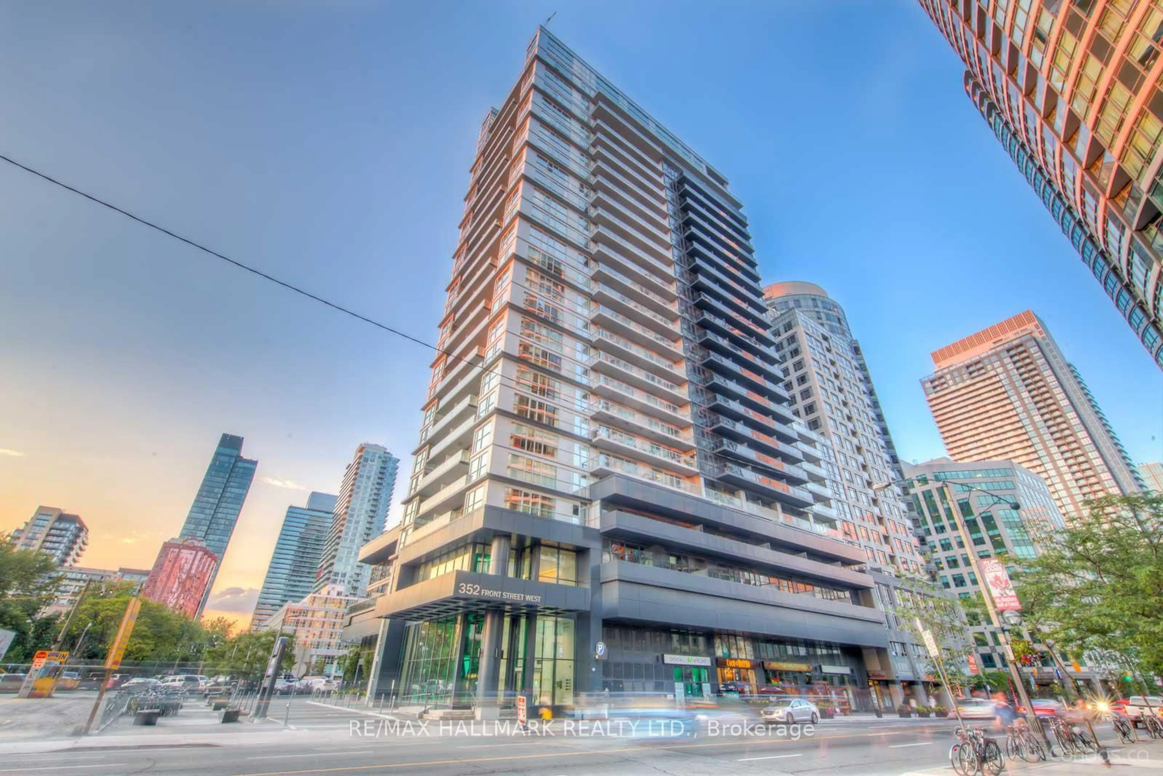 Unknown for 352 Front St #103, Toronto Ontario M5V 0K3