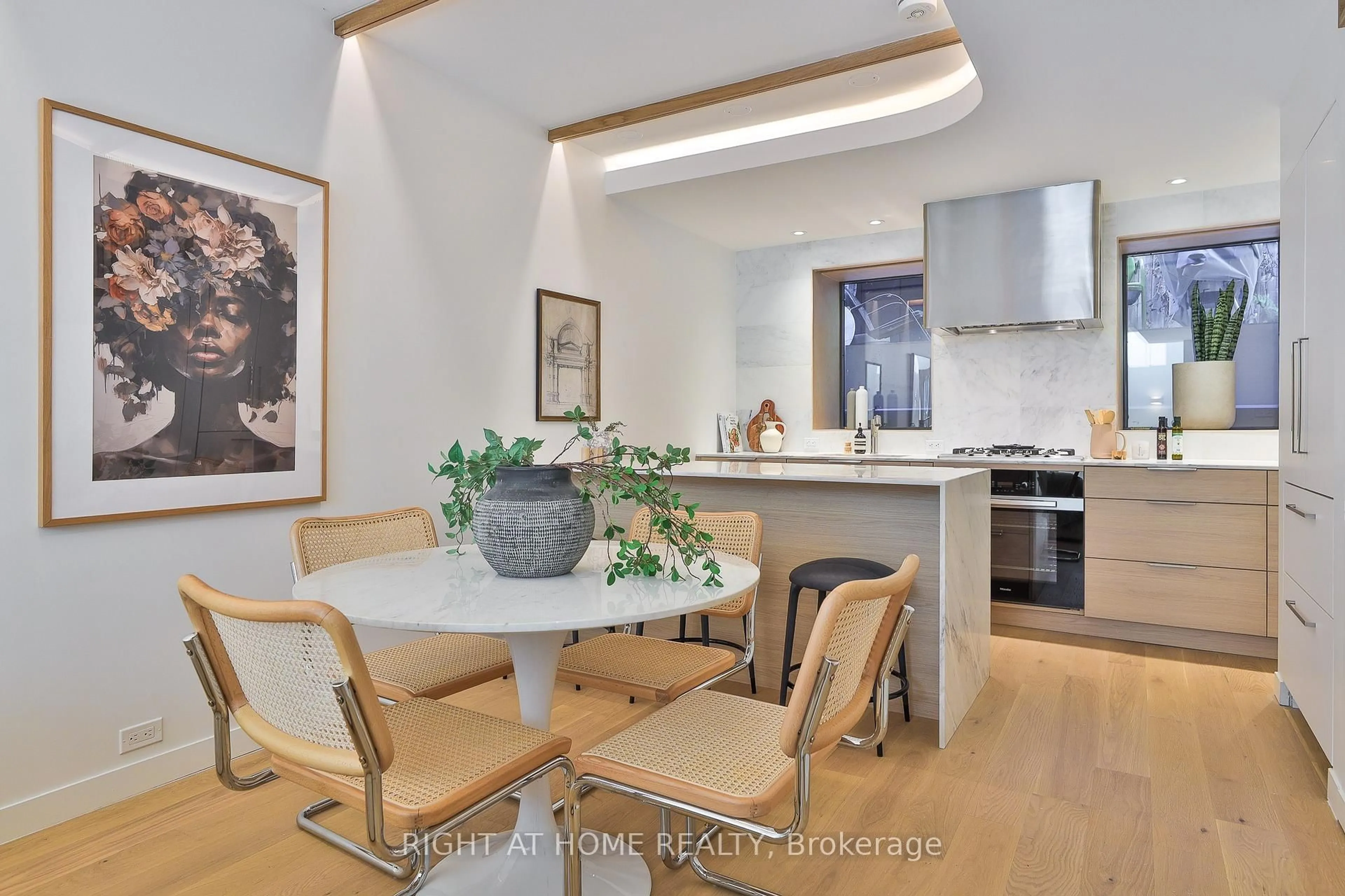 Open concept kitchen, unknown for 225 Brunswick Ave #Garden Home 6, Toronto Ontario M5S 2M4
