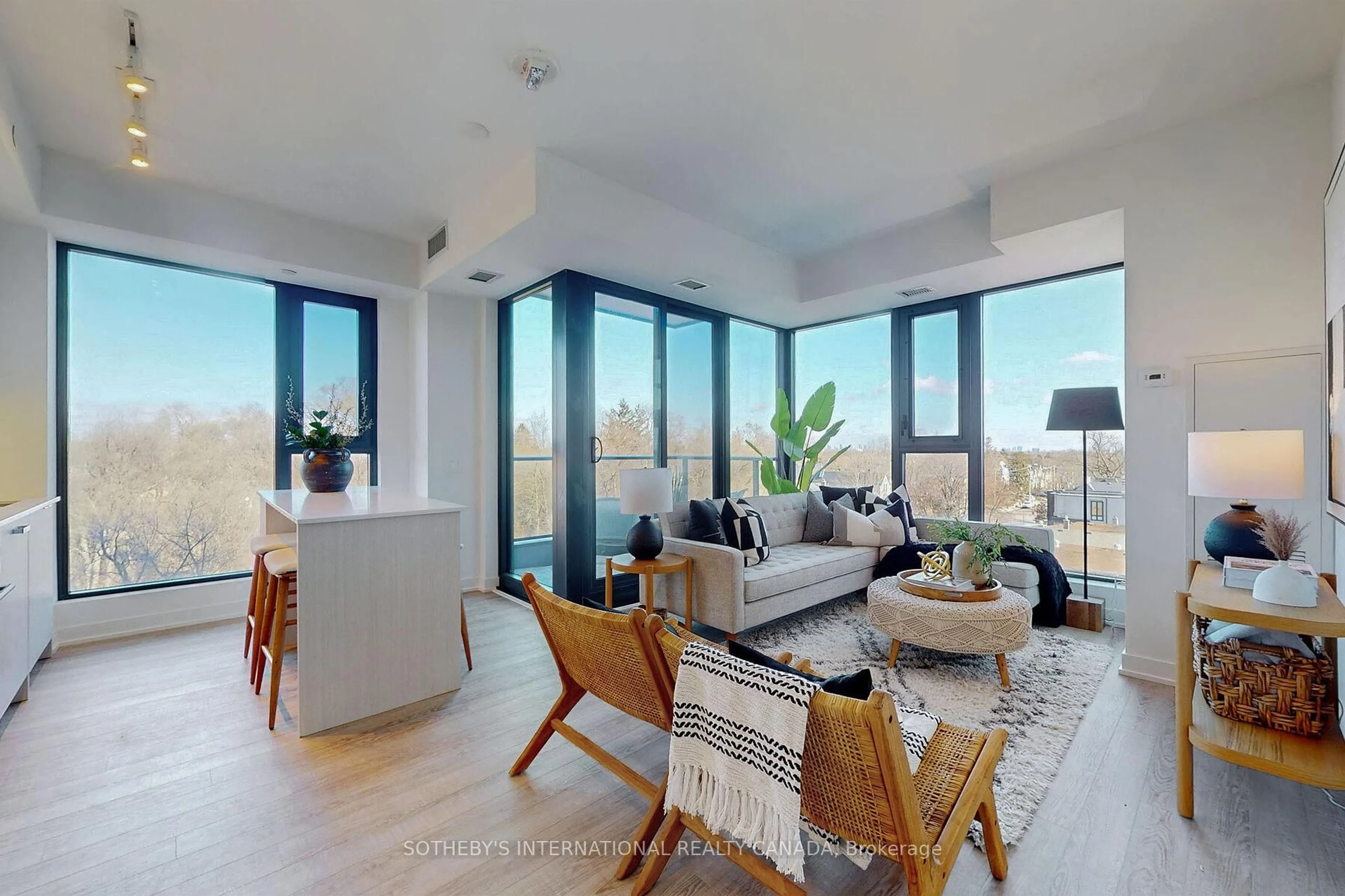Living room with furniture, unknown for 250 Lawrence Ave #624, Toronto Ontario M5M 1B1