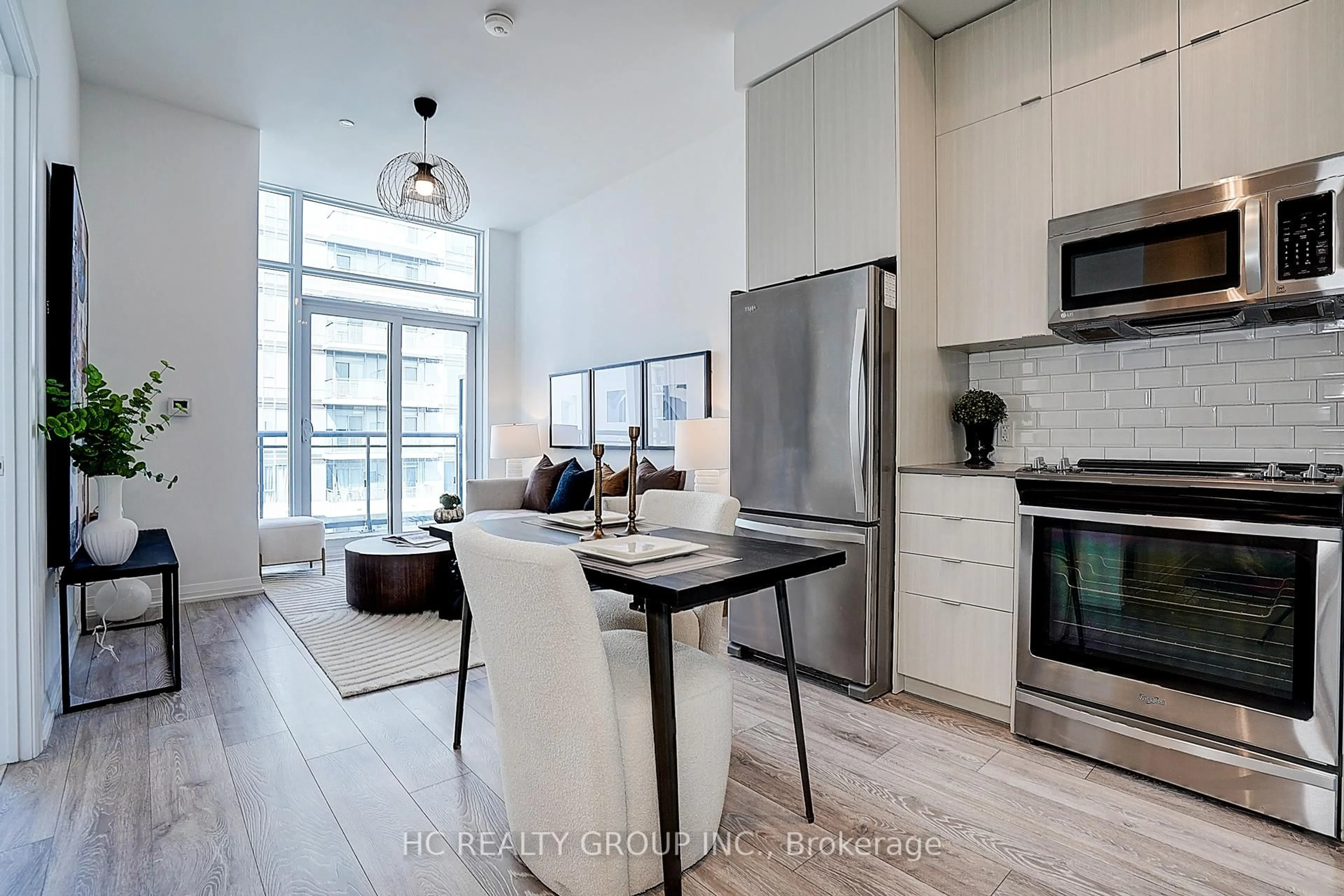 Open concept kitchen, unknown for 60 Ann O'reilly Rd #PH 65, Toronto Ontario M2J 0C8