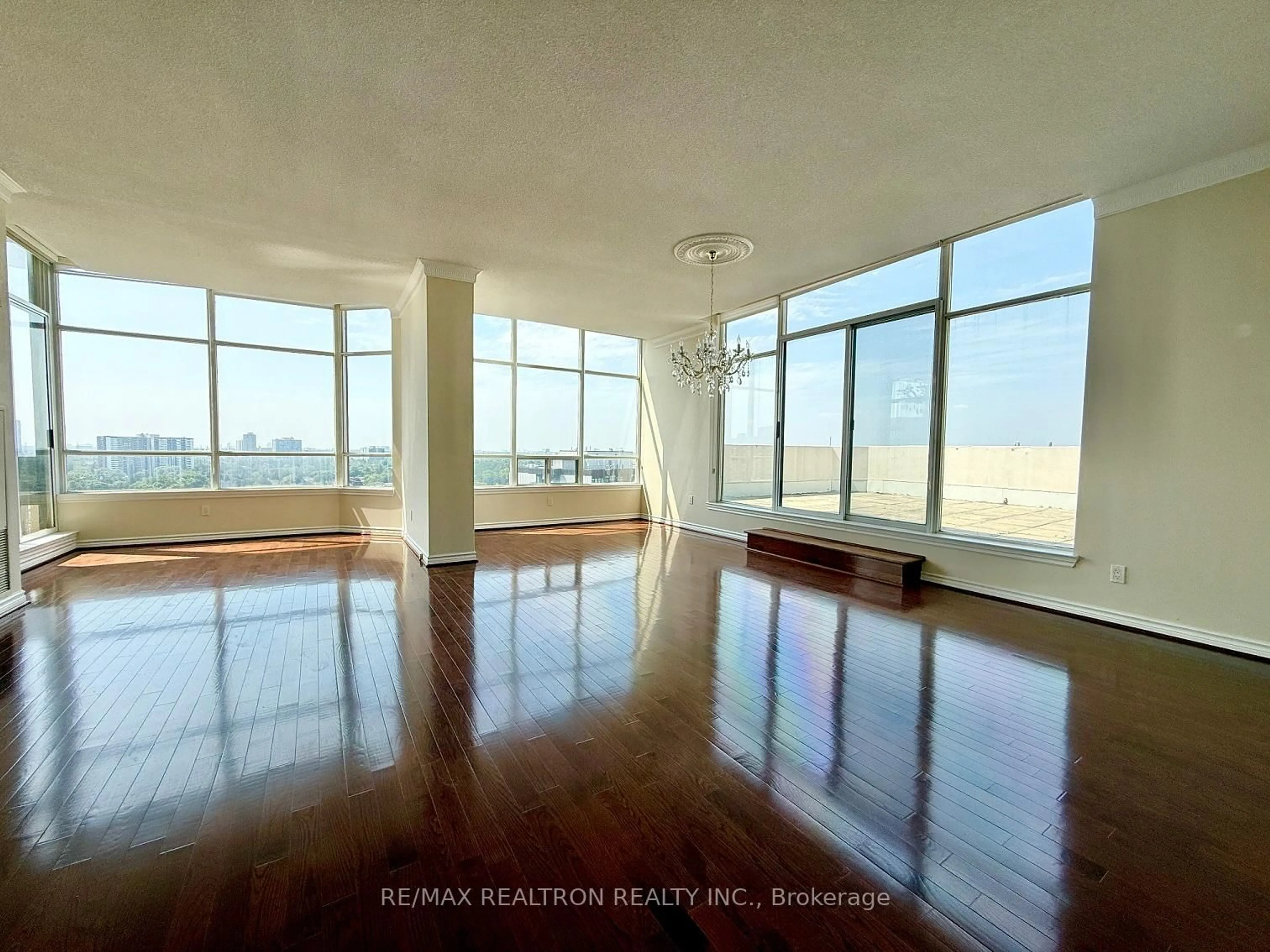 A pic of a room for 1131 Steeles Ave #PH104, Toronto Ontario M2R 3W8