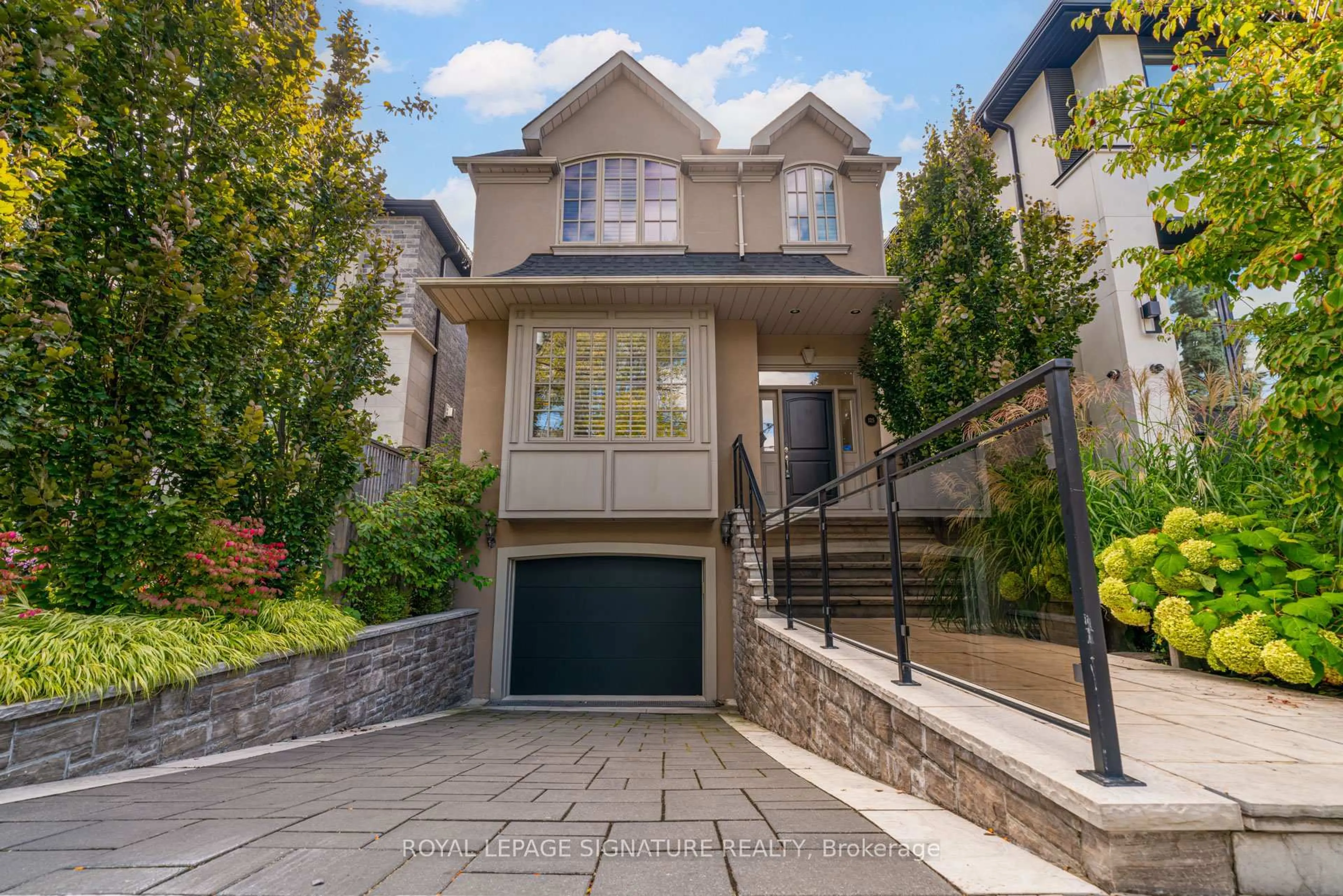 Unknown for 125 Joicey Blvd, Toronto Ontario M5M 2T8