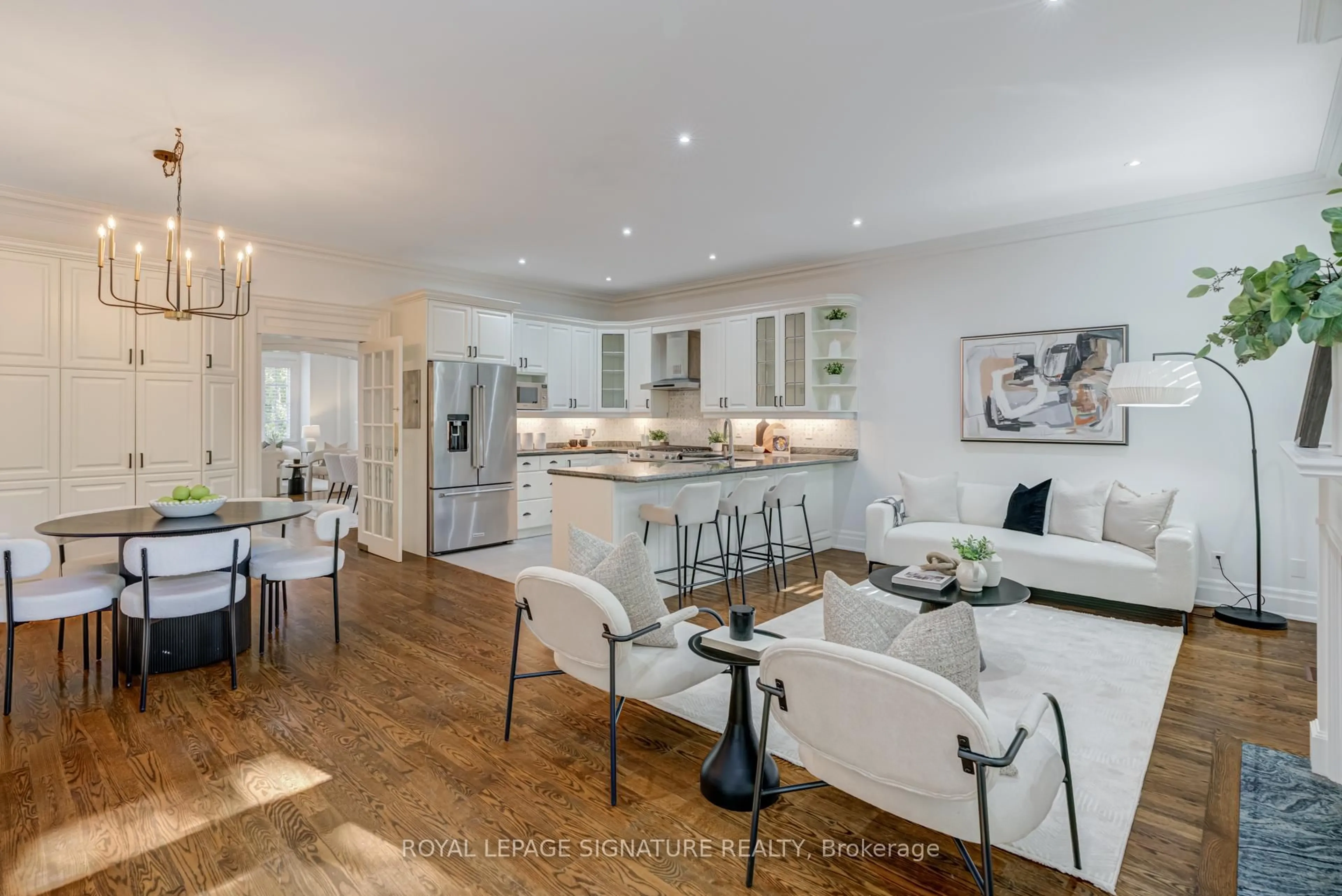 Open concept kitchen, unknown for 125 Joicey Blvd, Toronto Ontario M5M 2T8