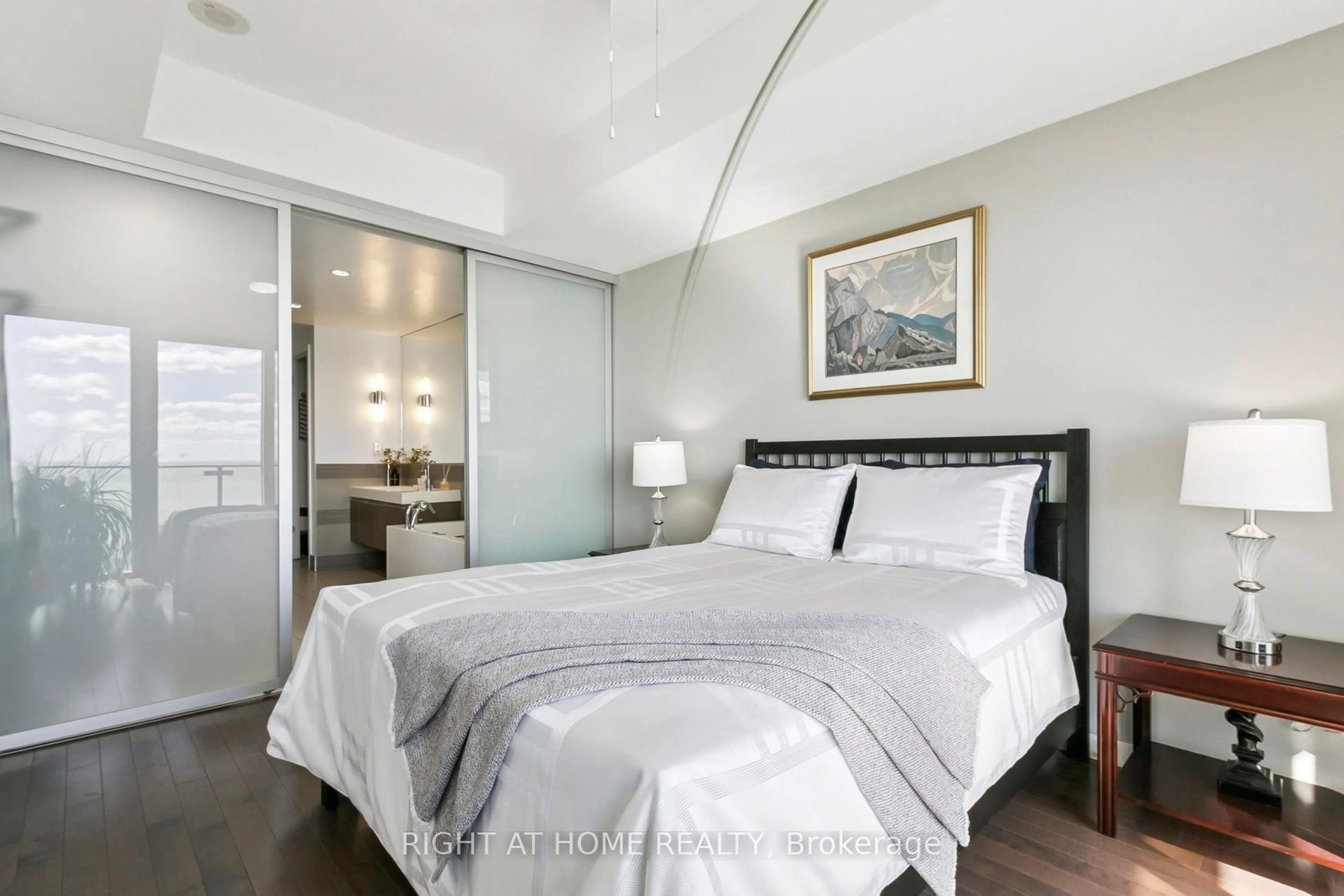 Bedroom with bed, unknown for 390 Cherry St #3207, Toronto Ontario M5A 0E2