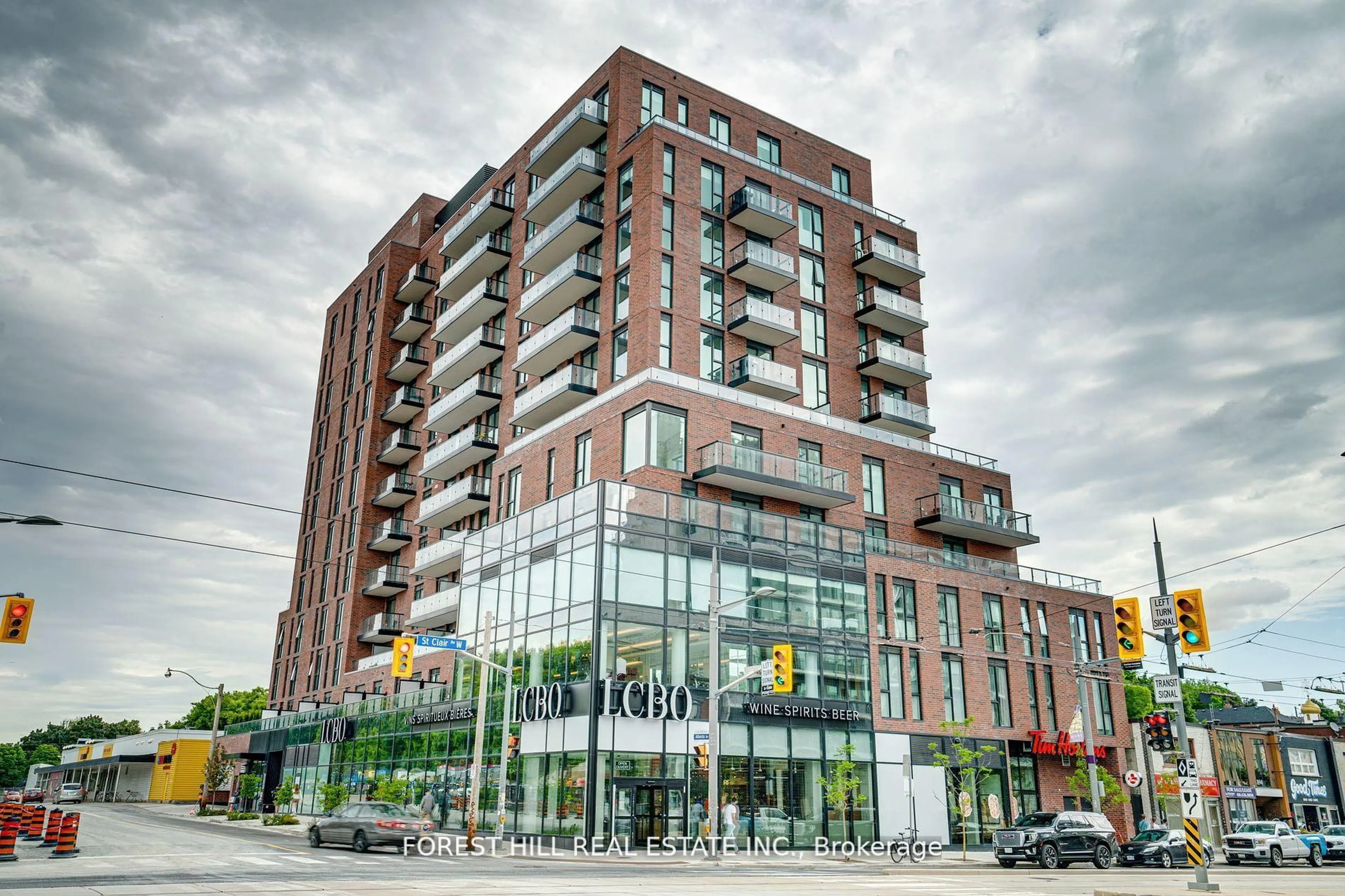 Unknown for 185 Alberta Ave #209, Toronto Ontario M6C 0A5