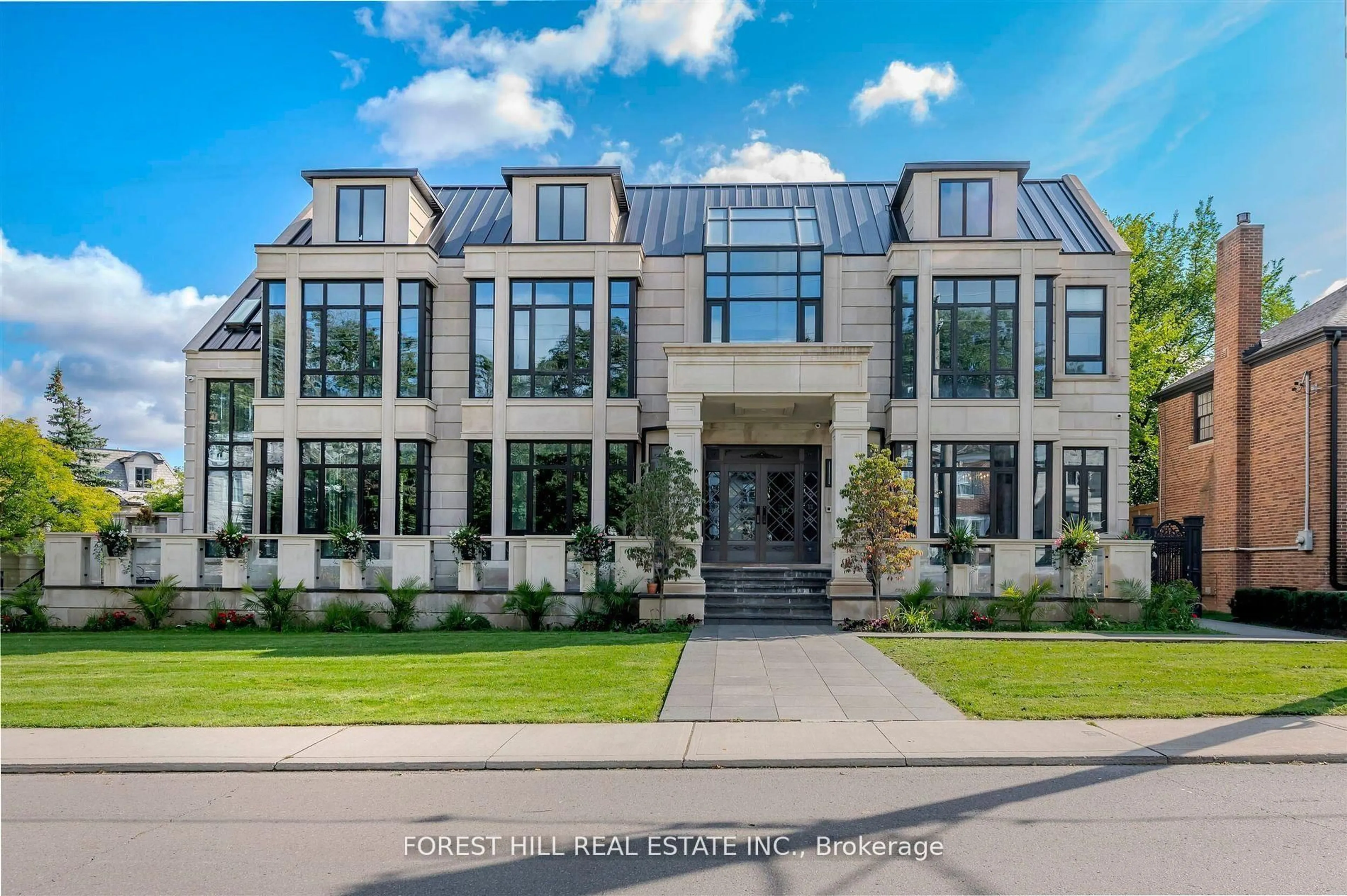 Home with brick exterior material, unknown for 505 Russell Hill Rd, Toronto Ontario M5P 2T1