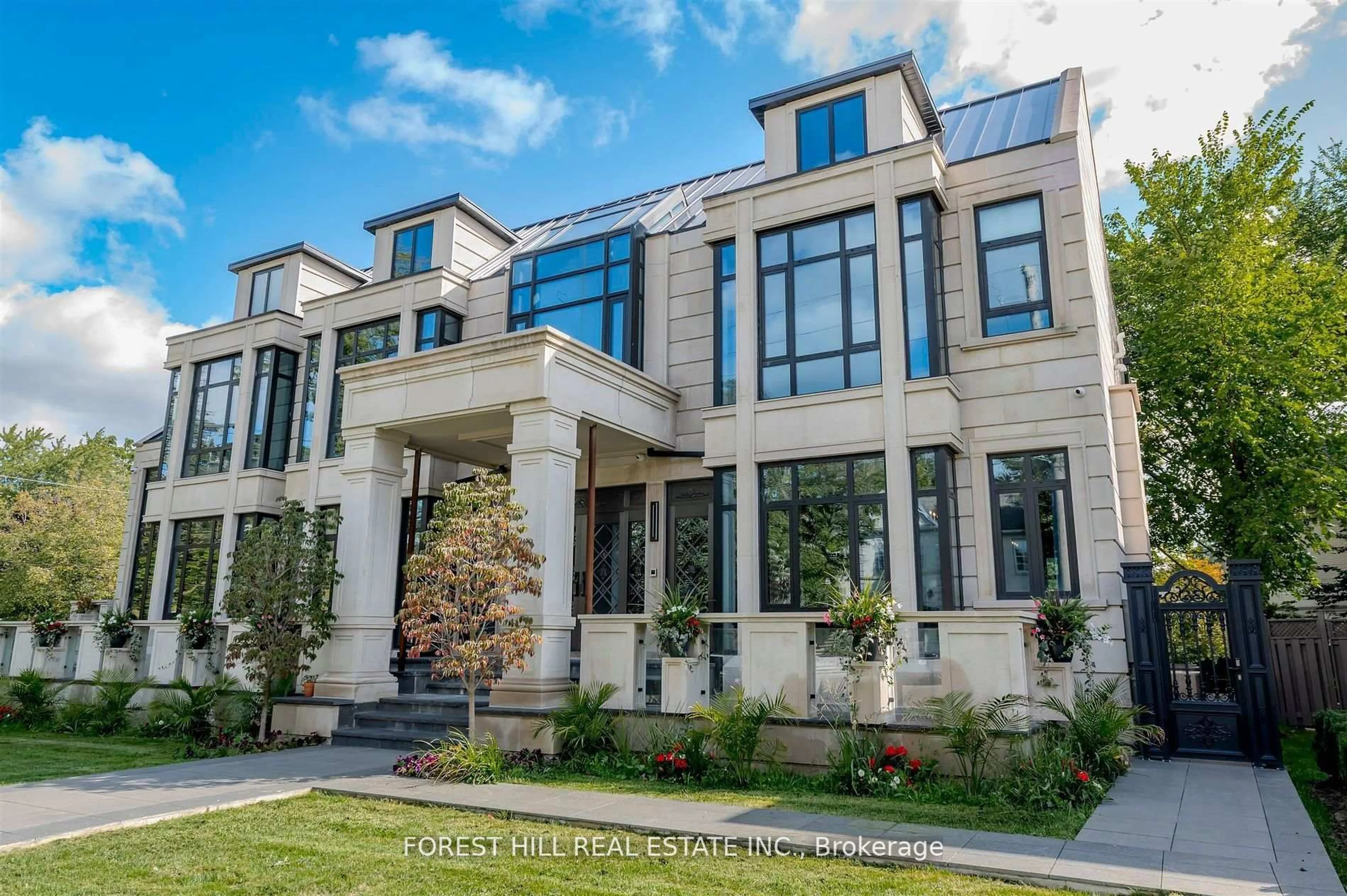 Home with brick exterior material, unknown for 505 Russell Hill Rd, Toronto Ontario M5P 2T1