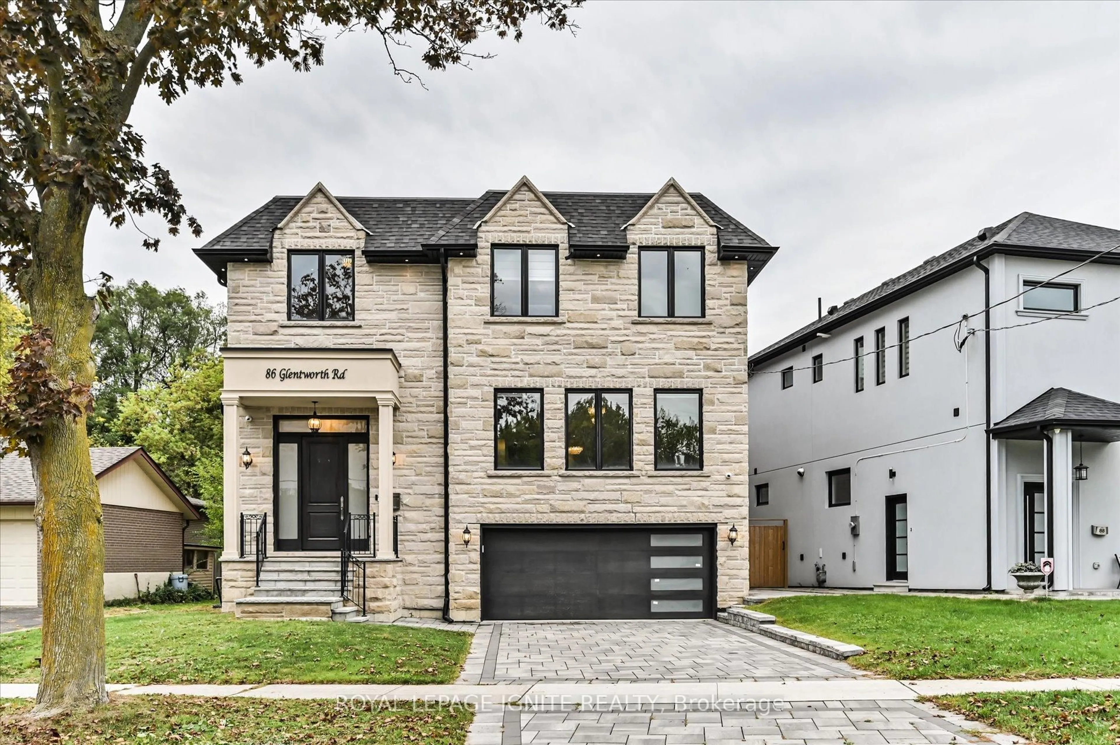Home with brick exterior material, street for 86 Glentworth Rd, Toronto Ontario M2J 2E8