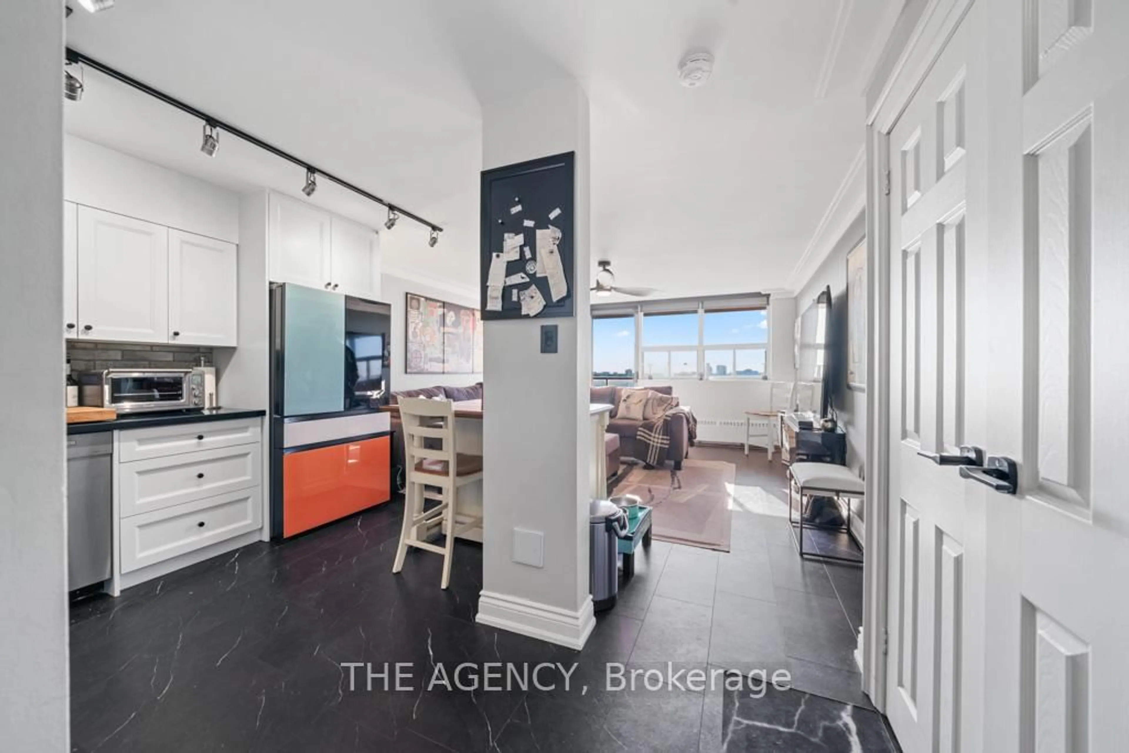 Open concept kitchen, ceramic/tile floor for 5949 Yonge St #1207, Toronto Ontario M2M 3V8