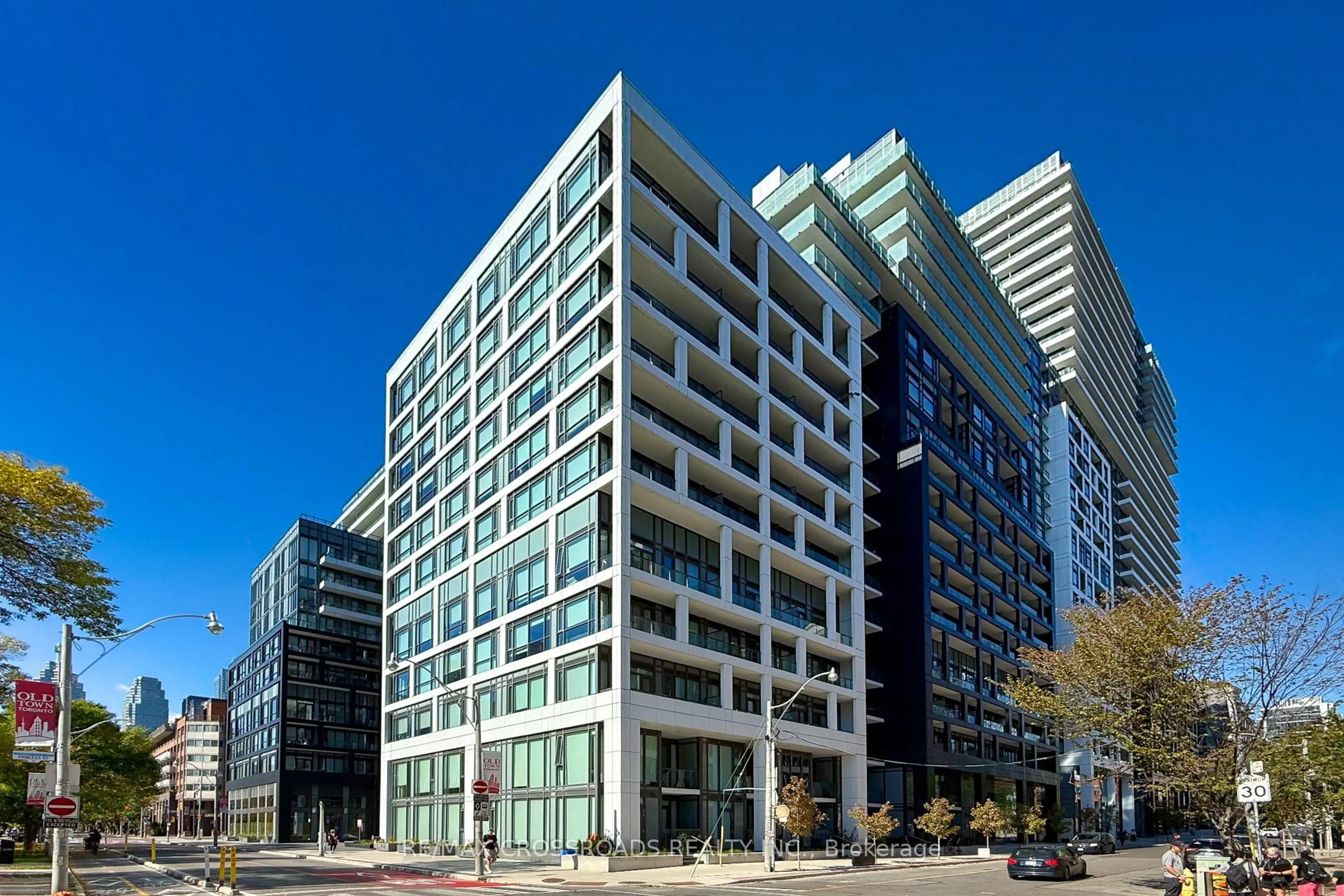 Unknown for 60 Princess St #822, Toronto Ontario M5A 2C7