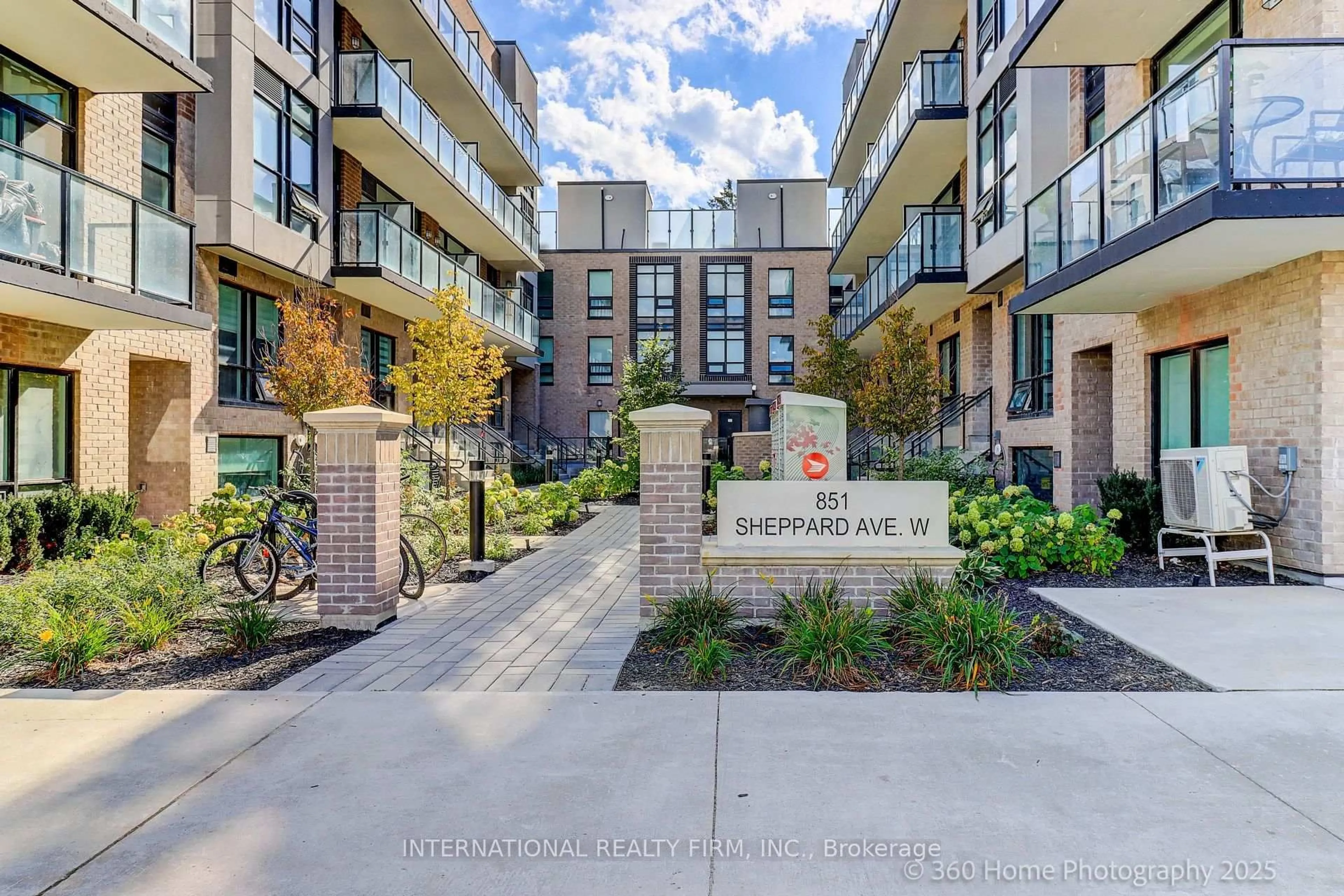 Unknown for 851 Sheppard Ave #12, Toronto Ontario M3H 0G2