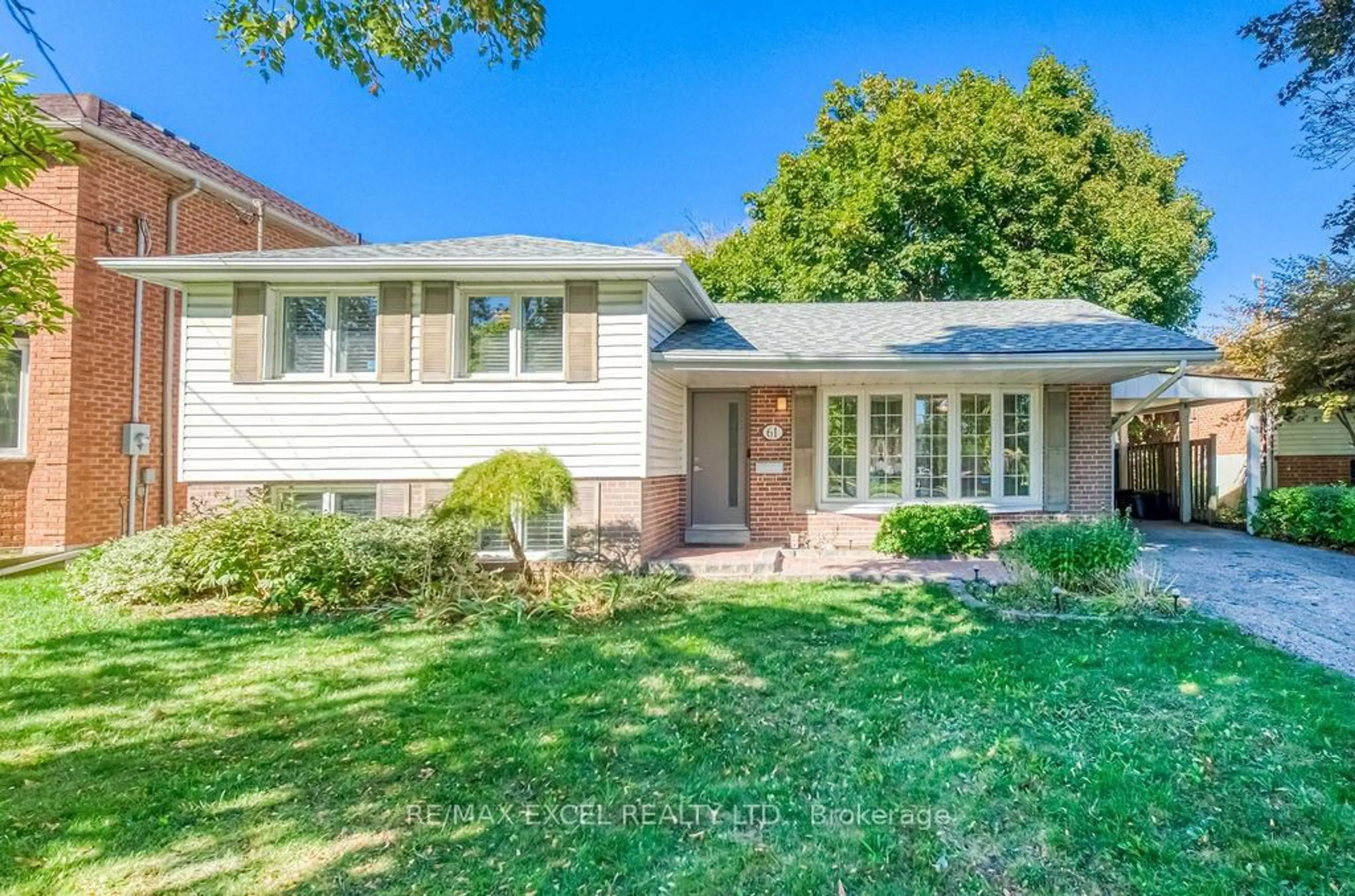 Home with brick exterior material, street for 61 Corning Rd, Toronto Ontario M2J 2L9