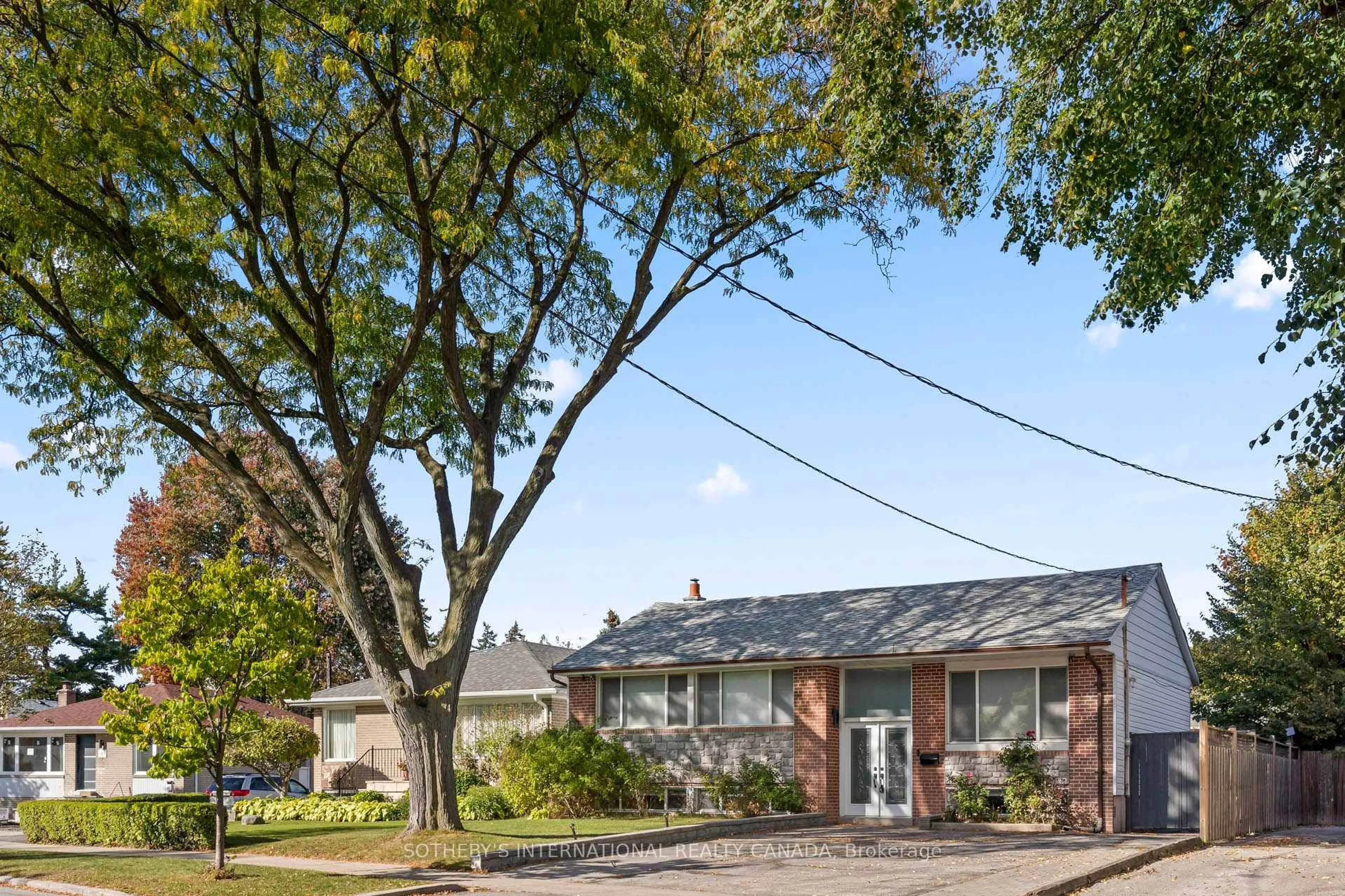 Unknown for 108 Lynedock Cres, Toronto Ontario M3A 2B1