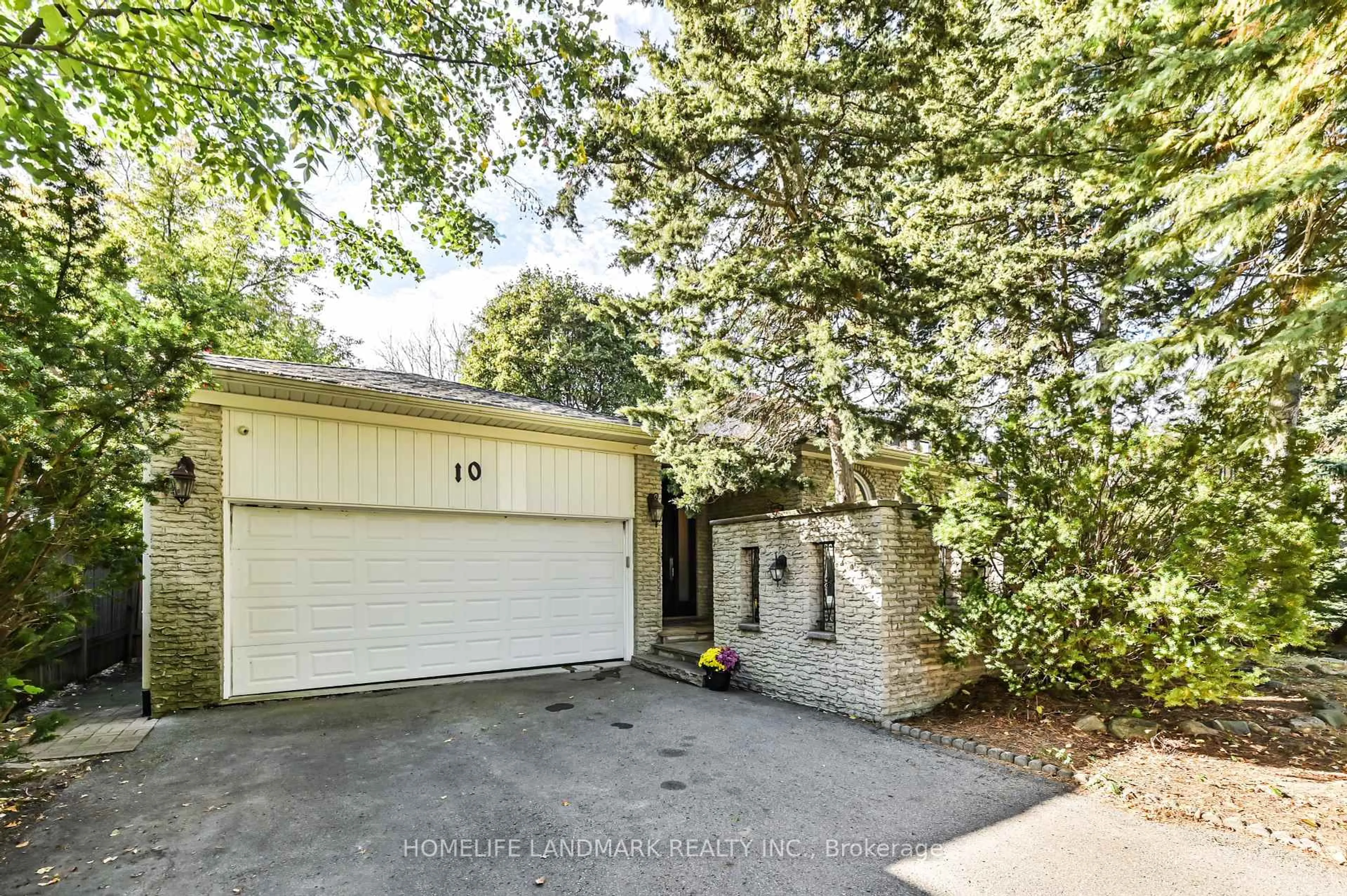 Unknown for 10 Loganberry Cres, Toronto Ontario M2H 3H1