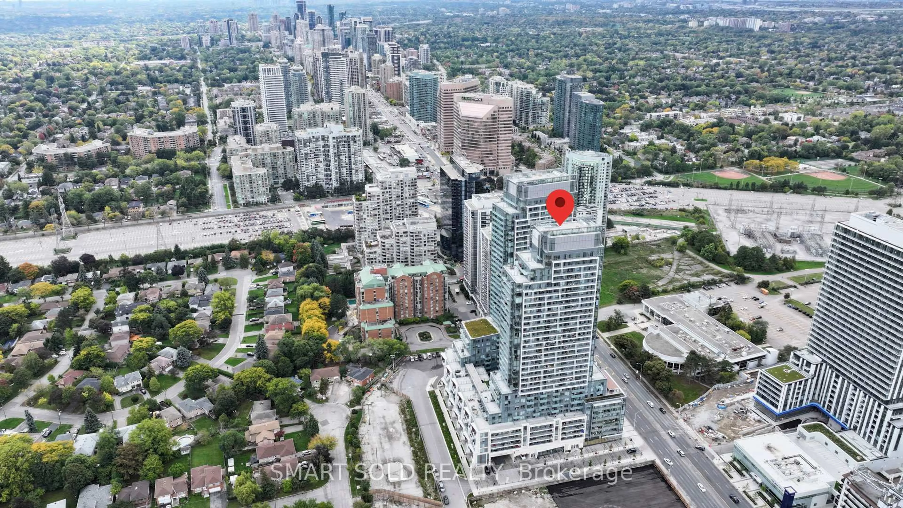 A pic from outside/outdoor area/front of a property/back of a property/a pic from drone, city buildings view from balcony for 7 Golden Lion Hts #N1303, Toronto Ontario M2M 3T9