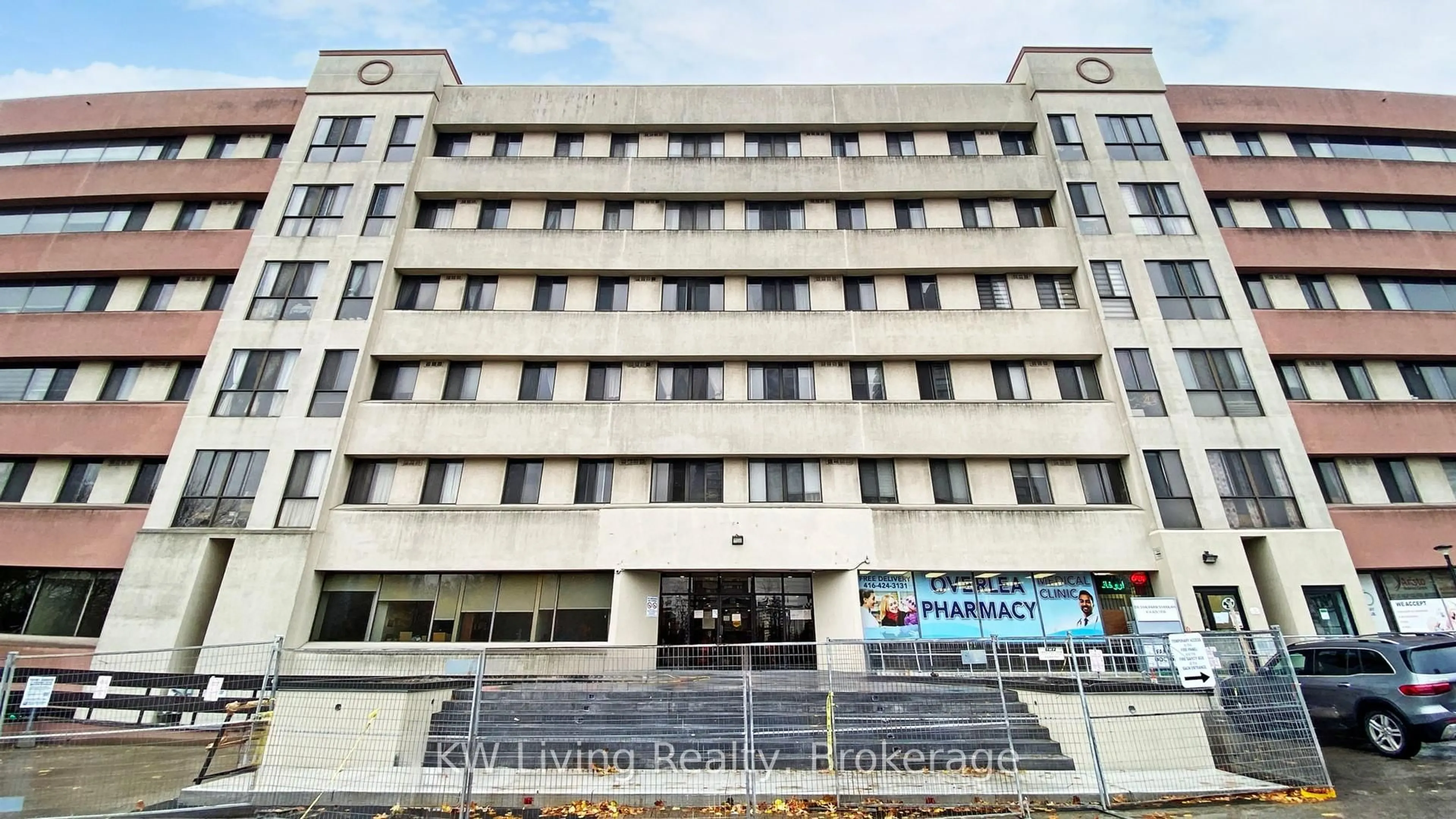 Unknown for 10 Gateway Blvd #306, Toronto Ontario M3C 3A1