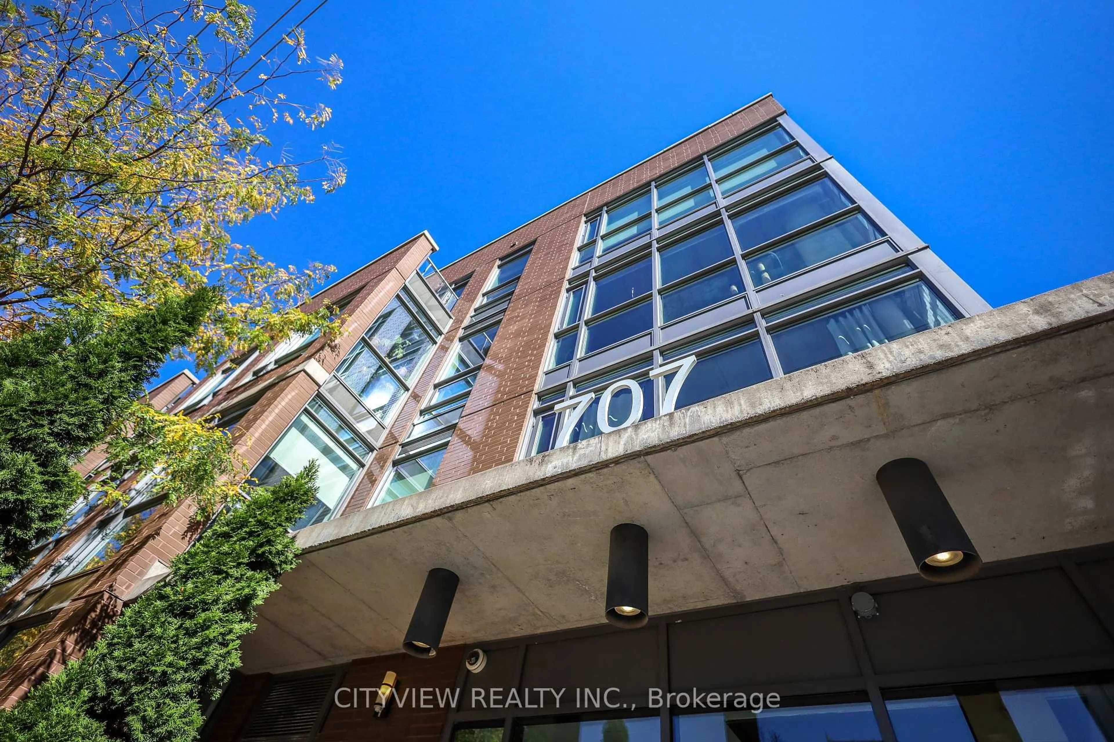 Unknown for 707 Dovercourt Rd #416, Toronto Ontario M6H 0B5