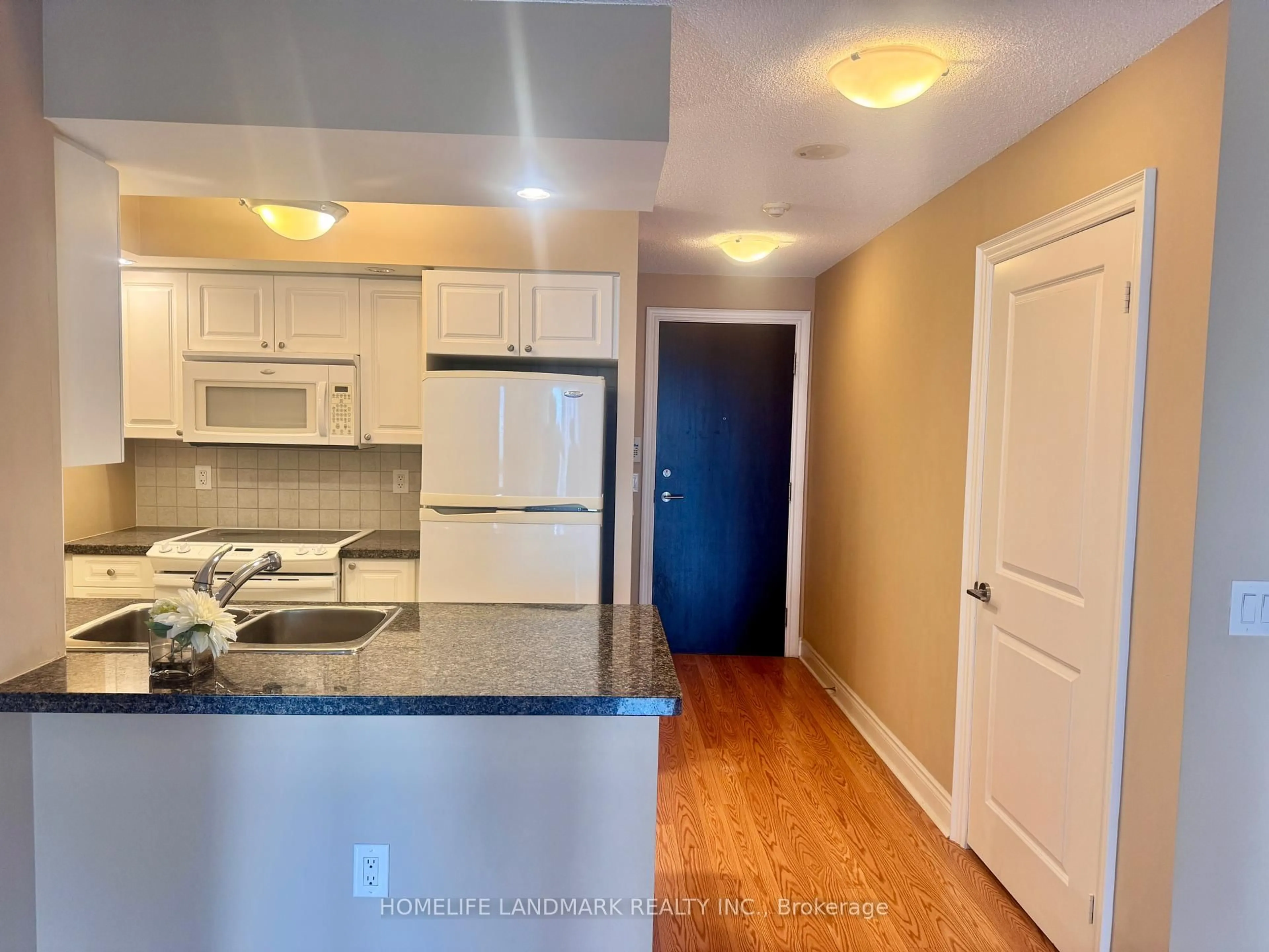 Unknown for 500 Doris Ave #1323, Toronto Ontario M2N 0C1