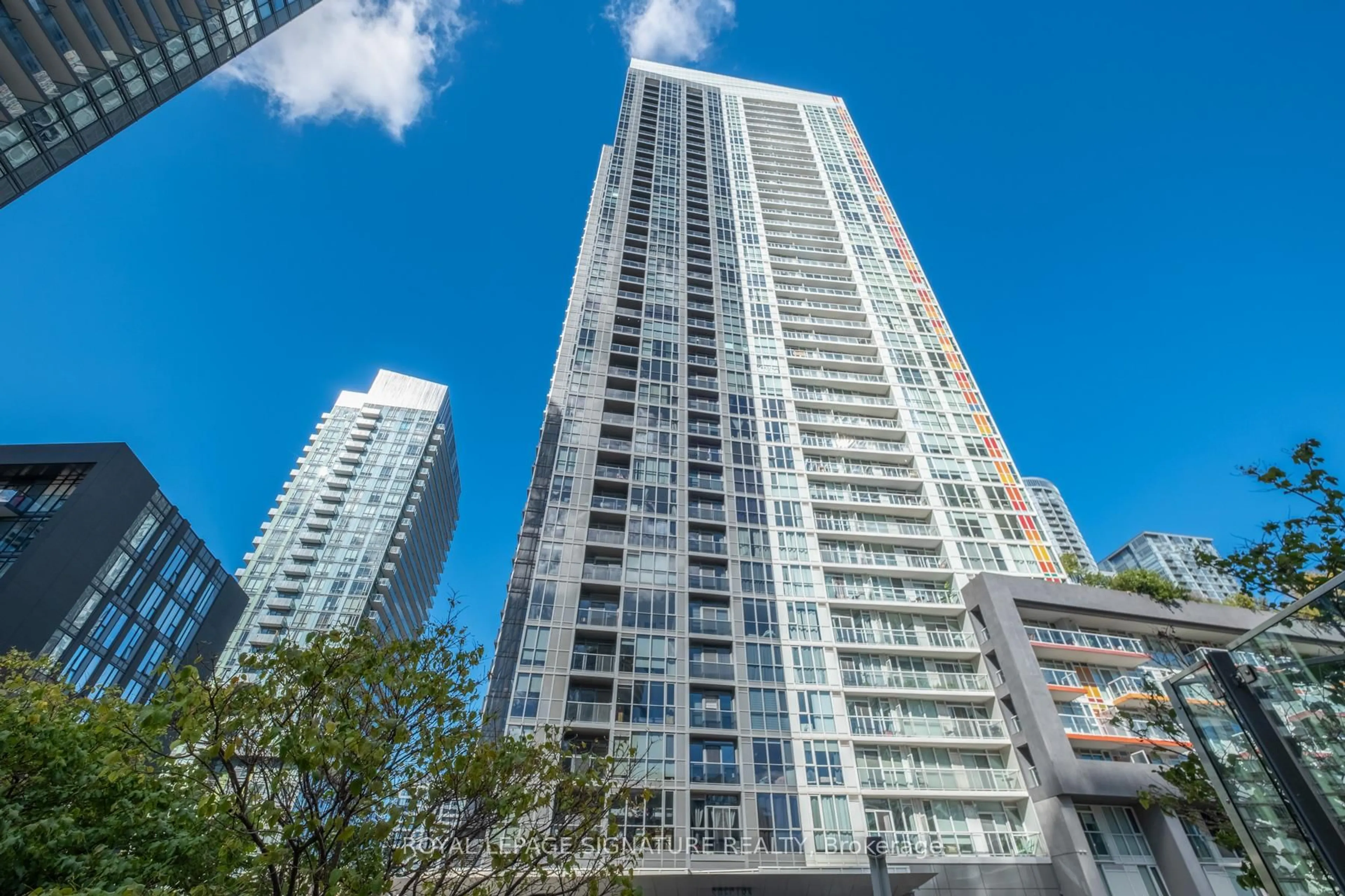 Unknown for 85 Queens Wharf Rd #520, Toronto Ontario M5V 0J9